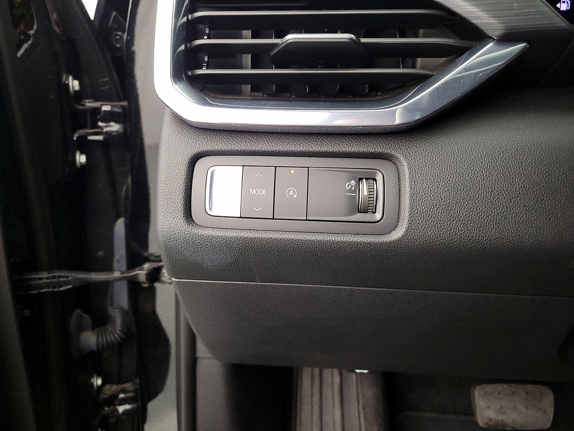 Thumbnail: 2025 GMC Acadia - 13