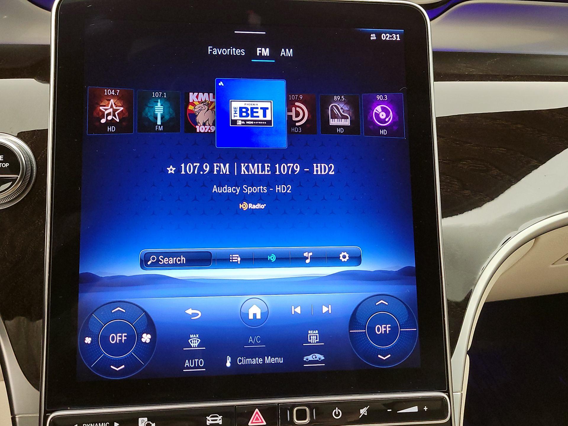 Thumbnail: 2023 Mercedes-Benz GLC - 15