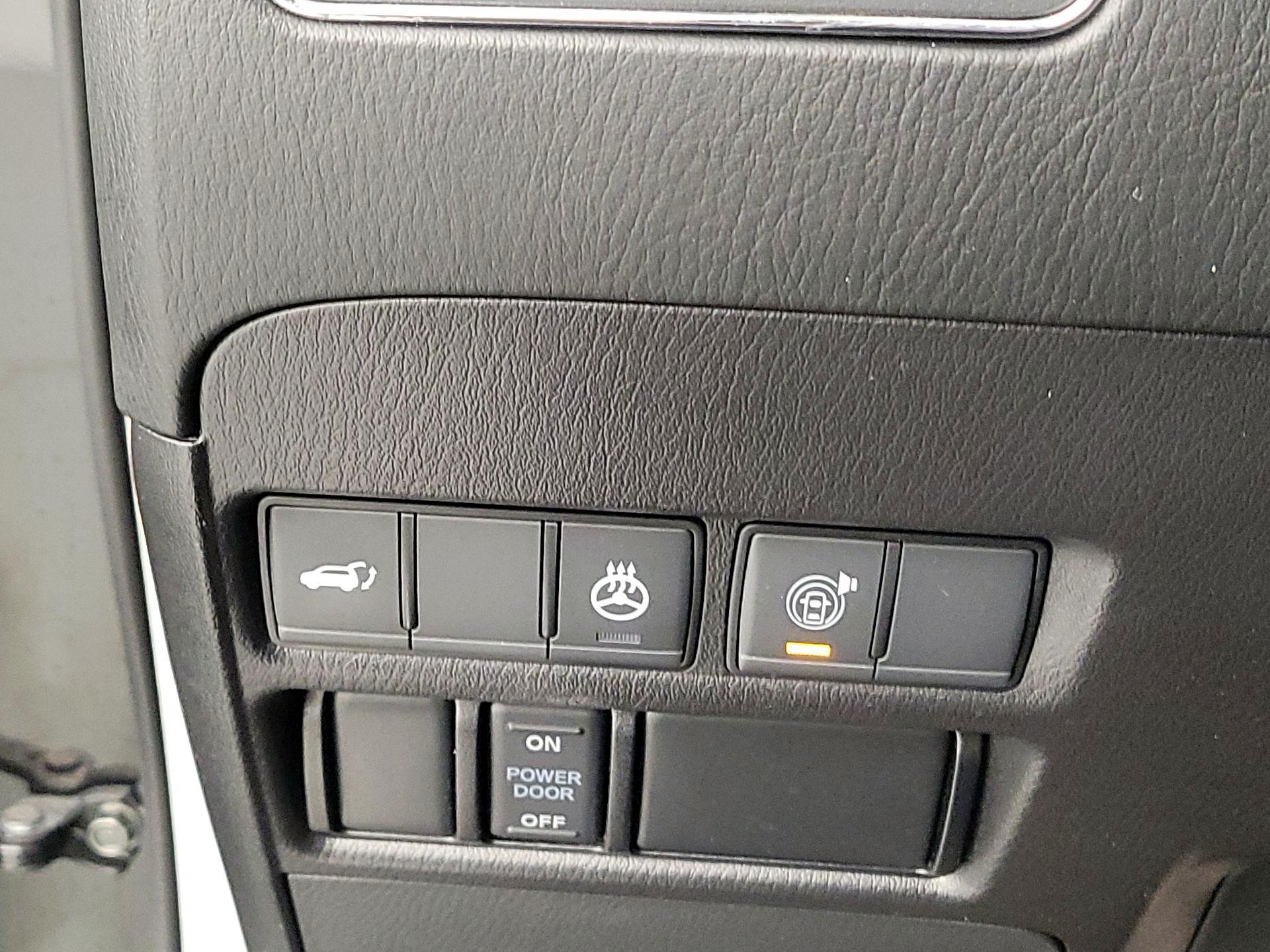 Thumbnail: 2022 Nissan Armada - 13