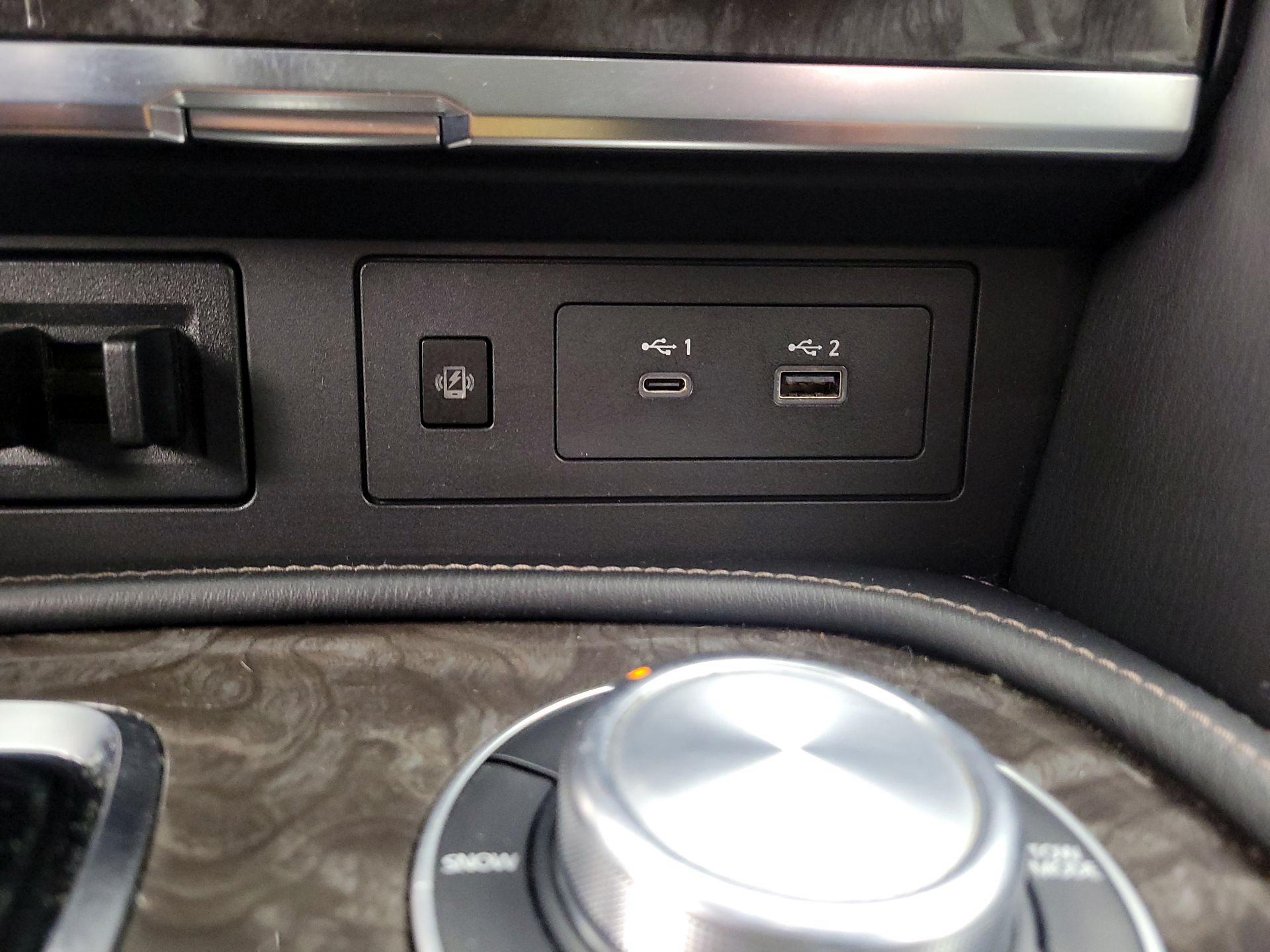 Thumbnail: 2022 Nissan Armada - 18