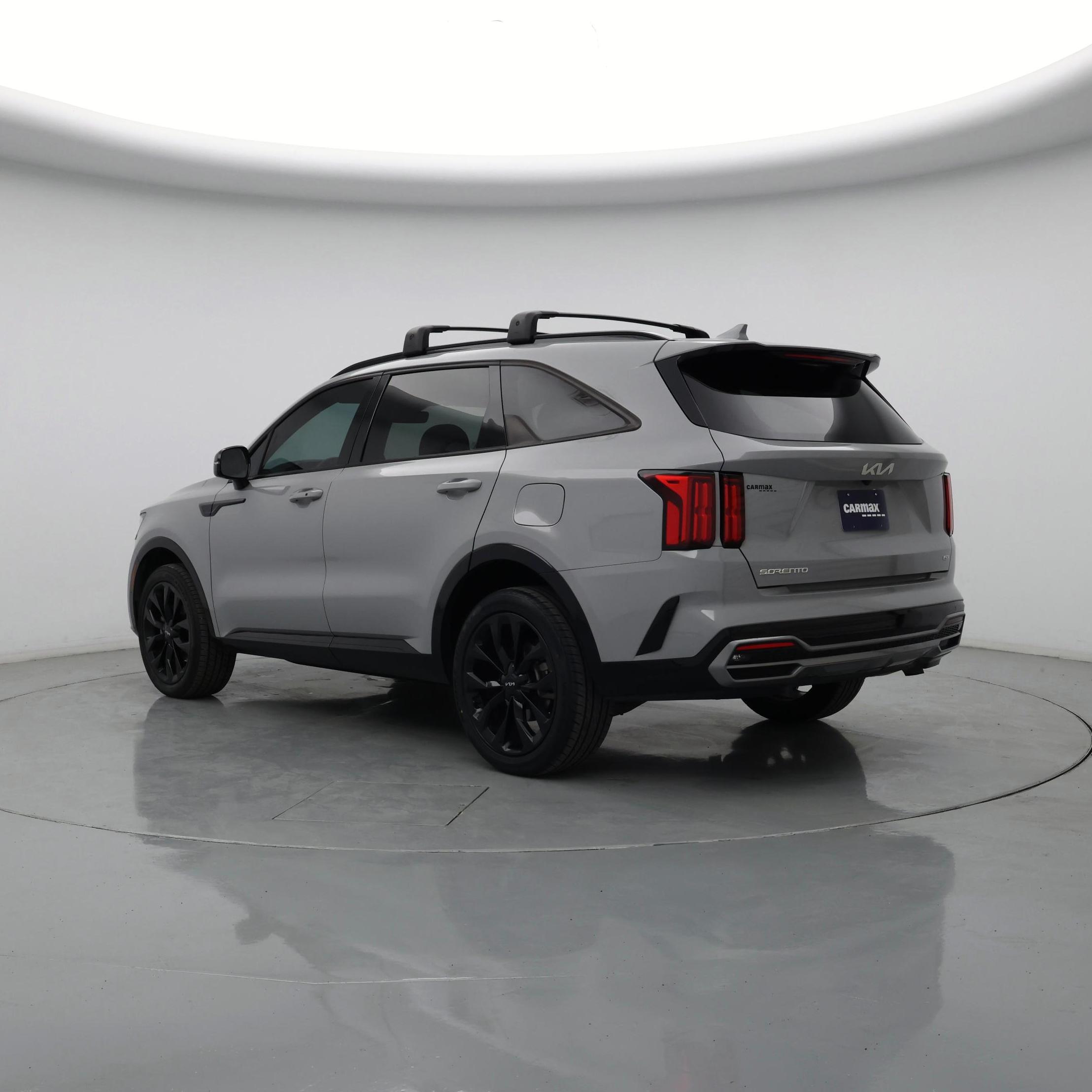 Thumbnail: 2023 Kia Sorento - 2