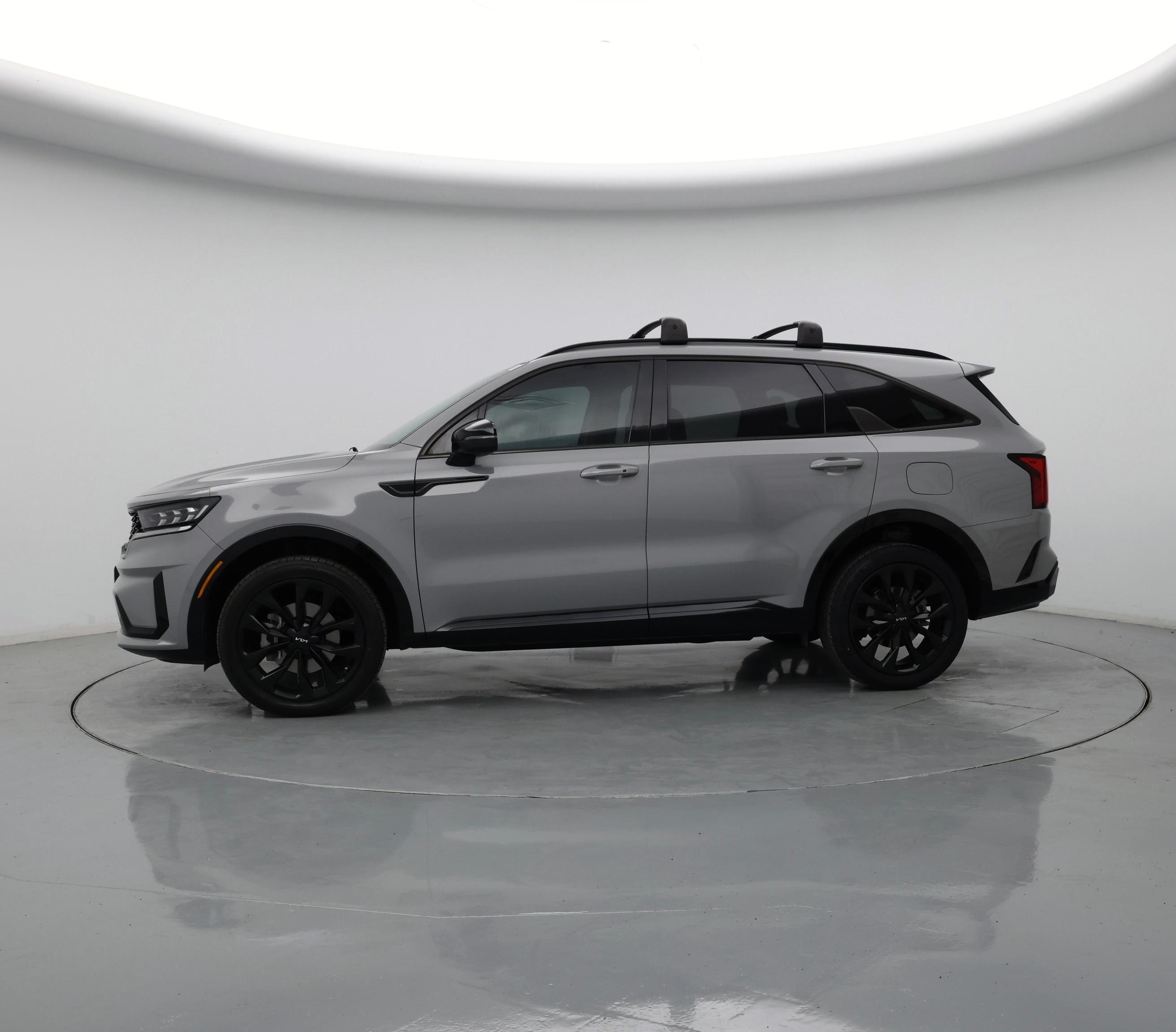 Thumbnail: 2023 Kia Sorento - 3