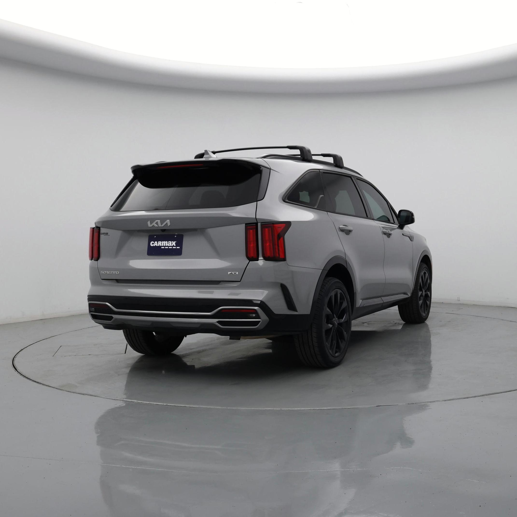 Thumbnail: 2023 Kia Sorento - 8