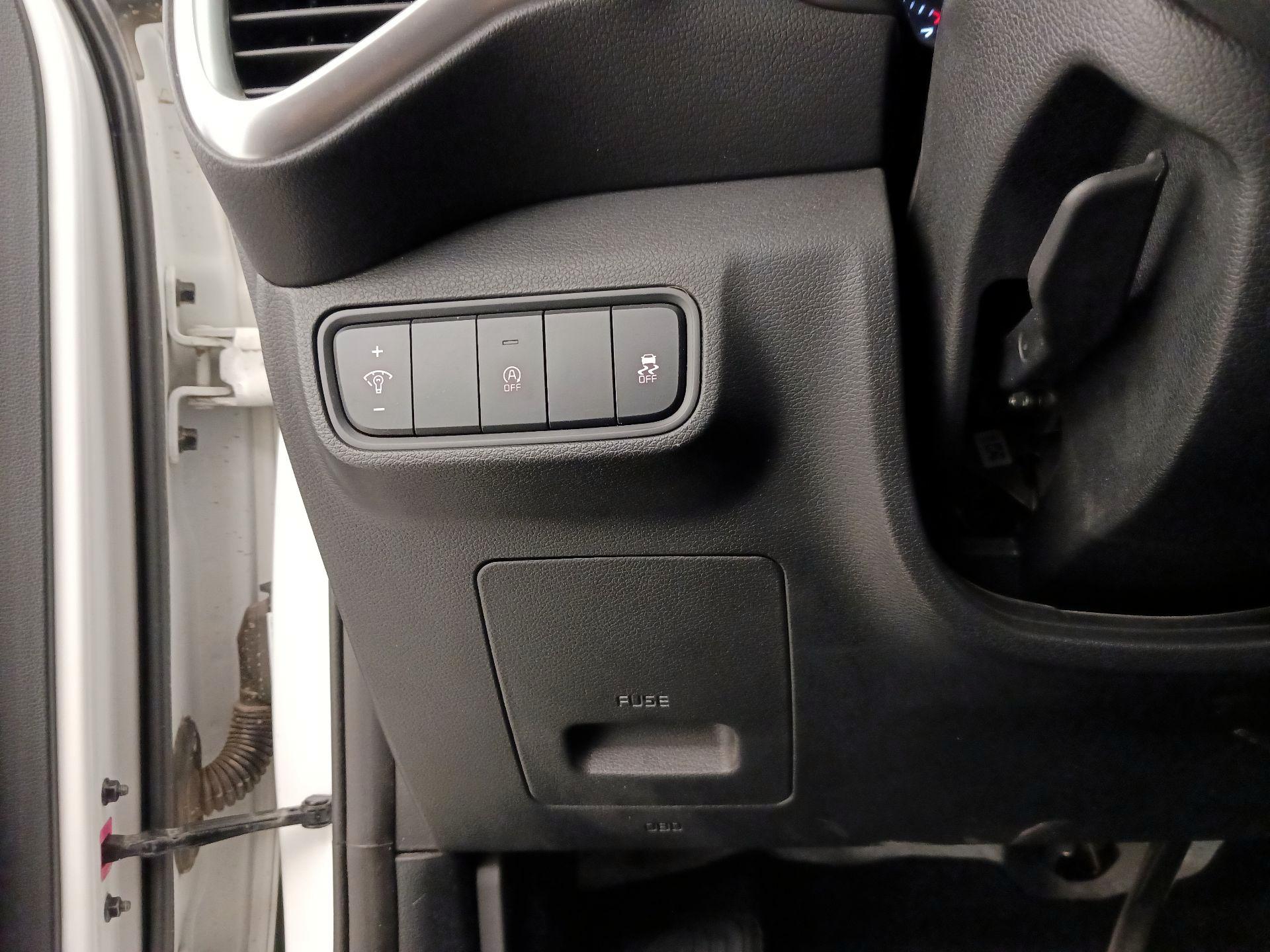 Thumbnail: 2022 Kia Soul - 13