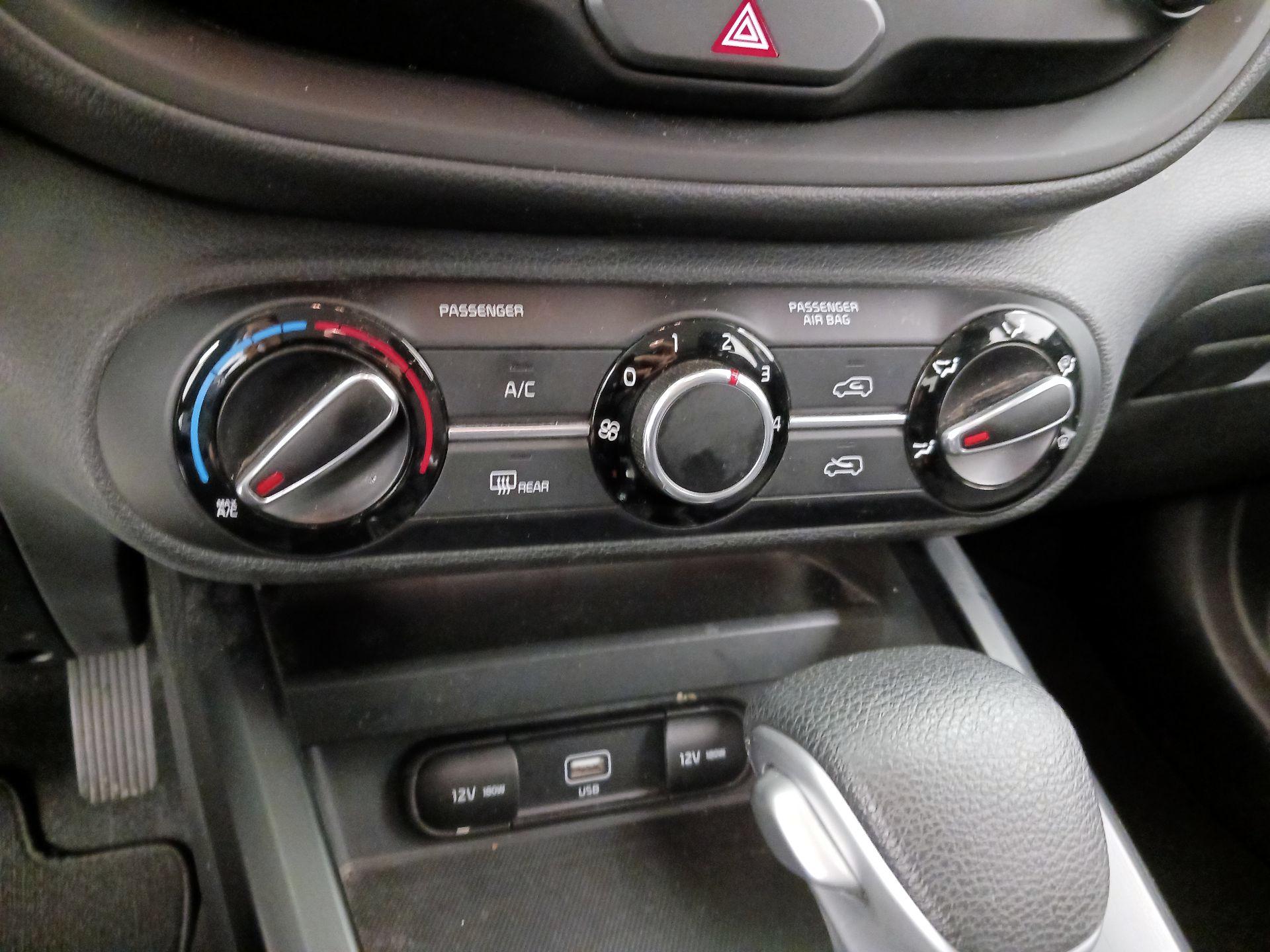 Thumbnail: 2022 Kia Soul - 16