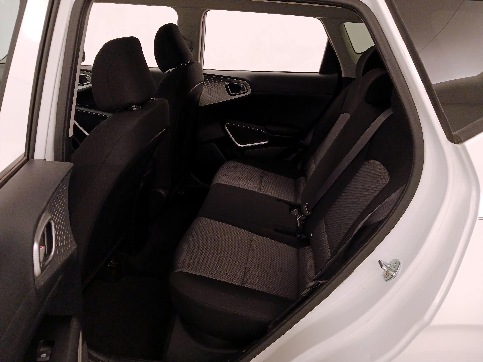 Thumbnail: 2022 Kia Soul - 19