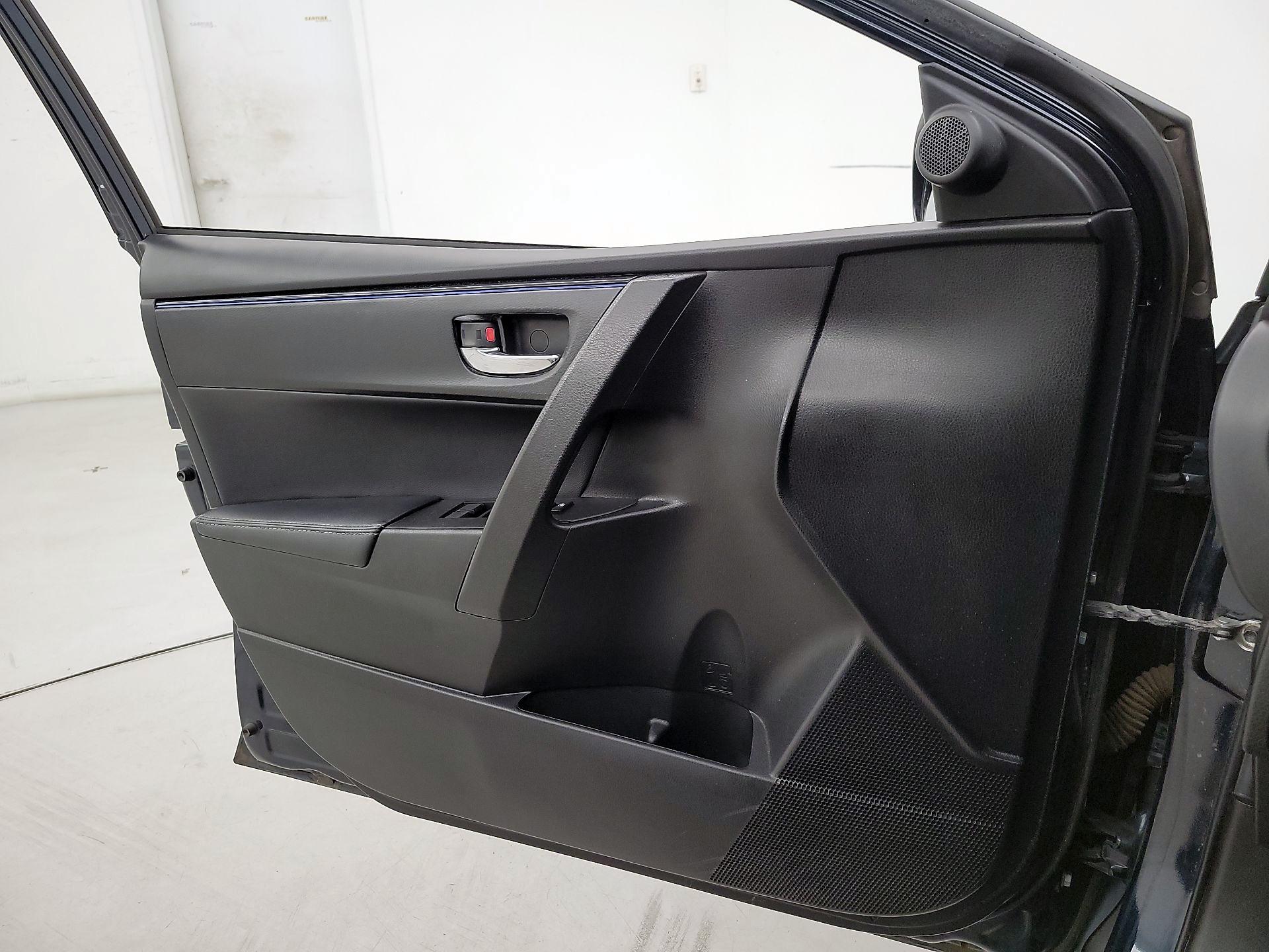 Thumbnail: 2019 Toyota Corolla - 12