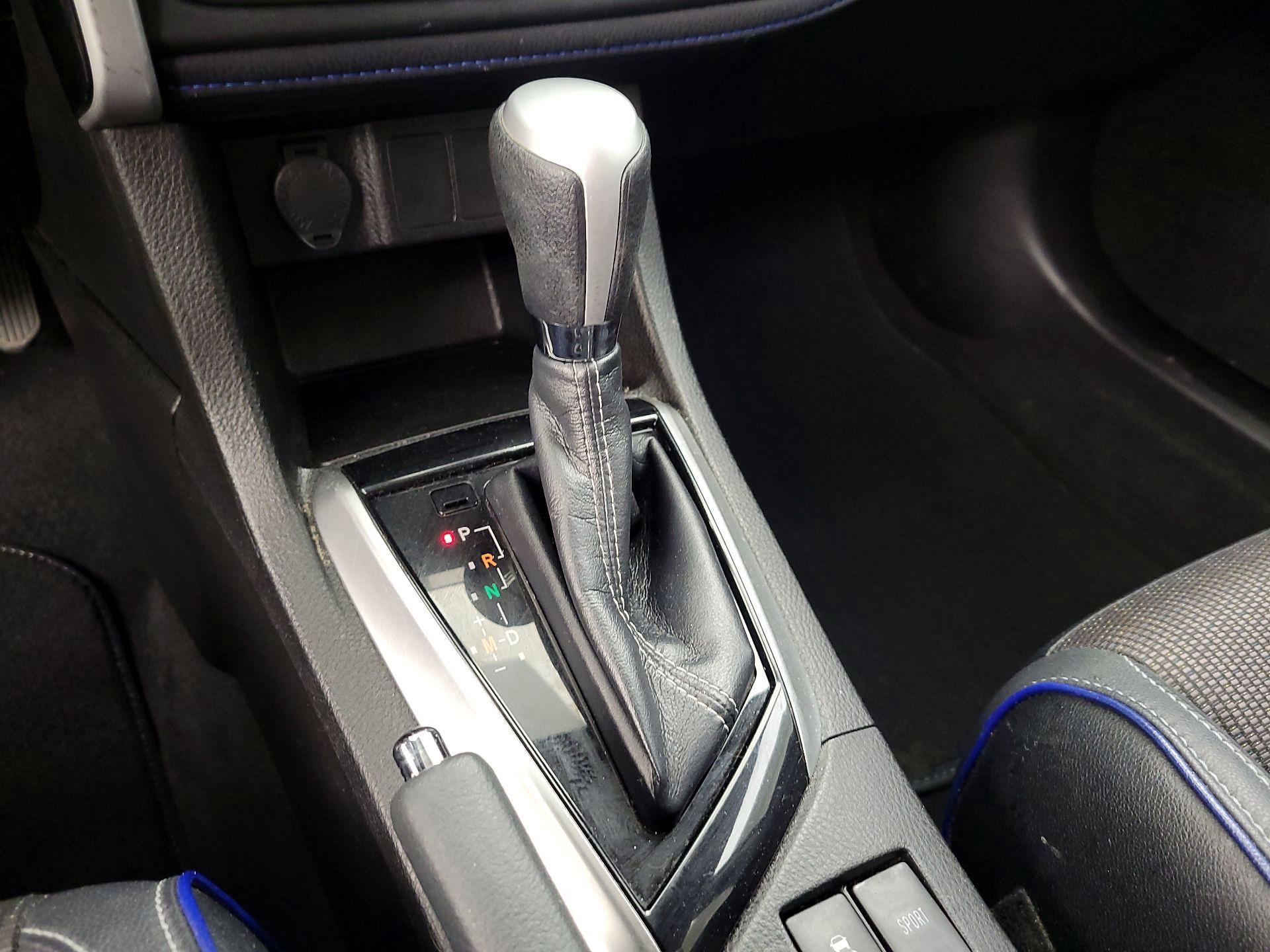 Thumbnail: 2019 Toyota Corolla - 17