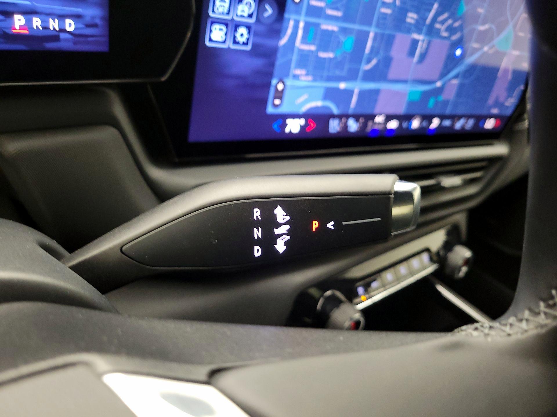 Thumbnail: 2025 Chevrolet Silverado EV - 18