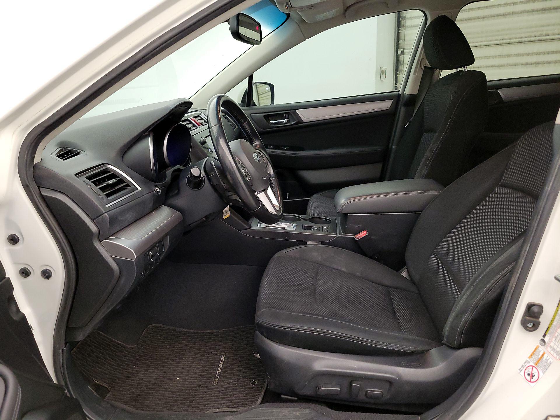 Thumbnail: 2015 Subaru Outback - 11