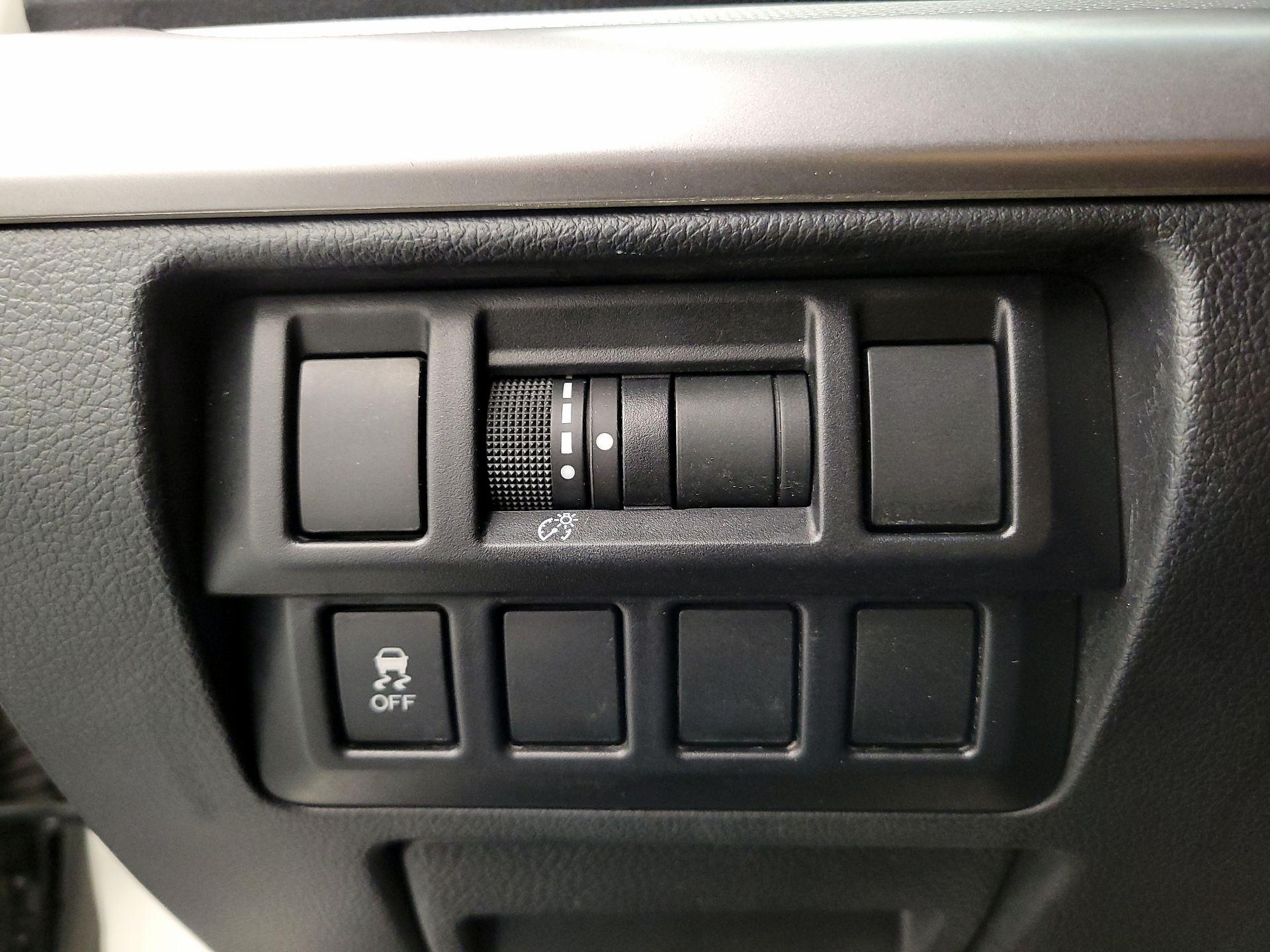 Thumbnail: 2015 Subaru Outback - 13