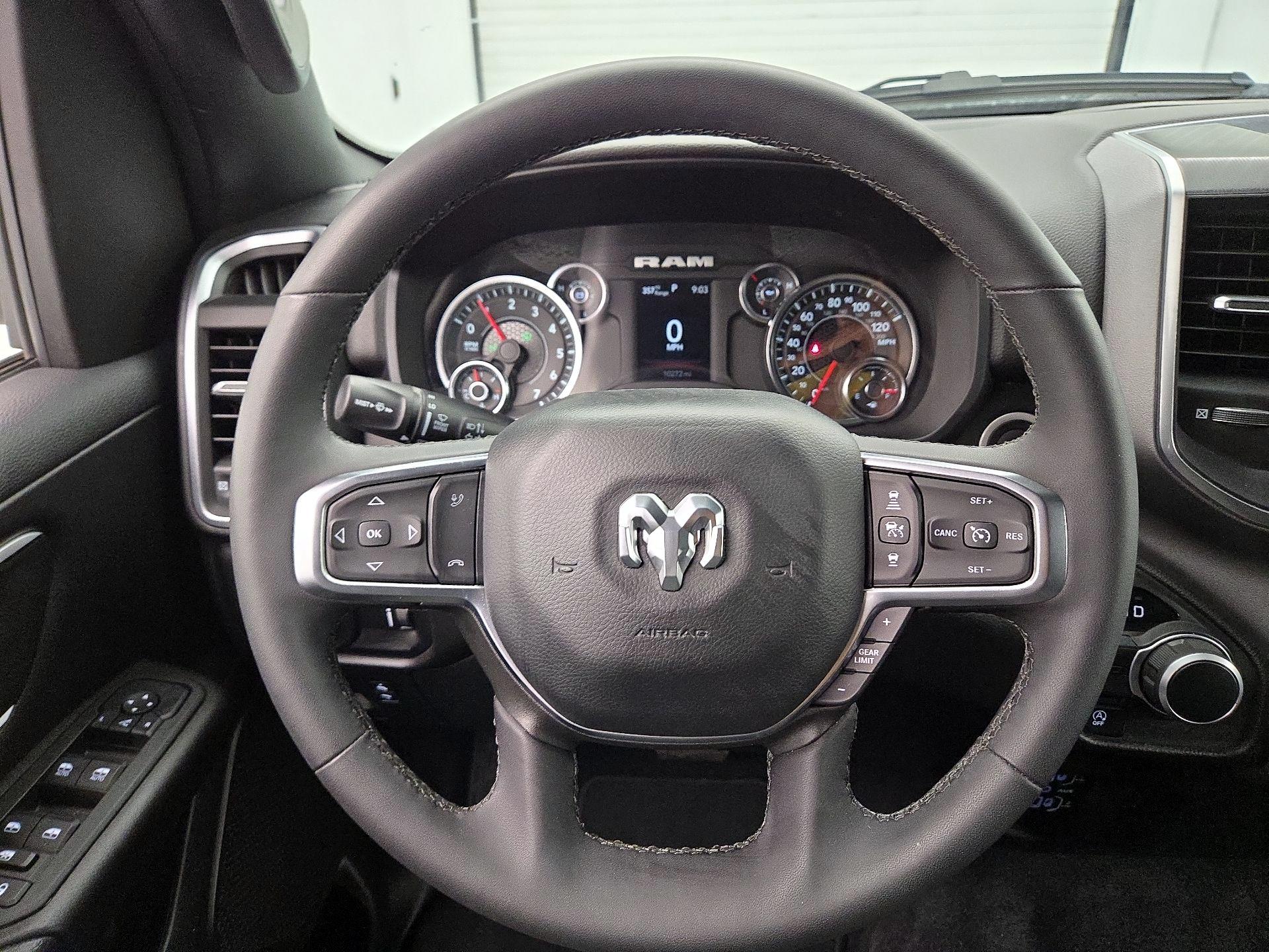 Thumbnail: 2025 RAM 1500 - 10