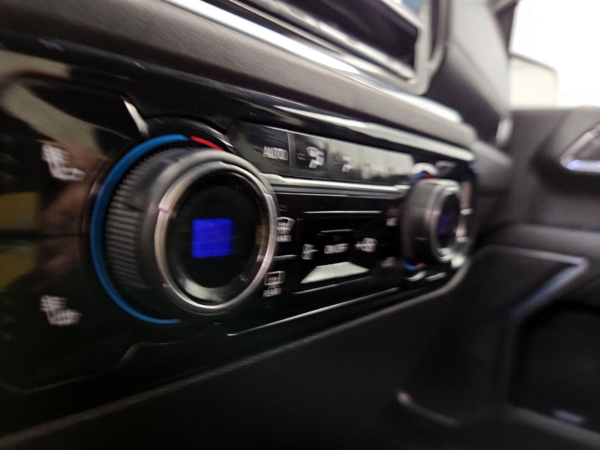 Thumbnail: 2023 Chevrolet Silverado 1500 - 16