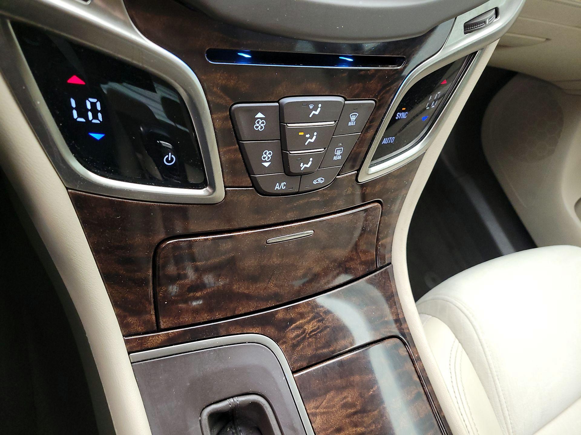 Thumbnail: 2014 Buick LaCrosse - 15