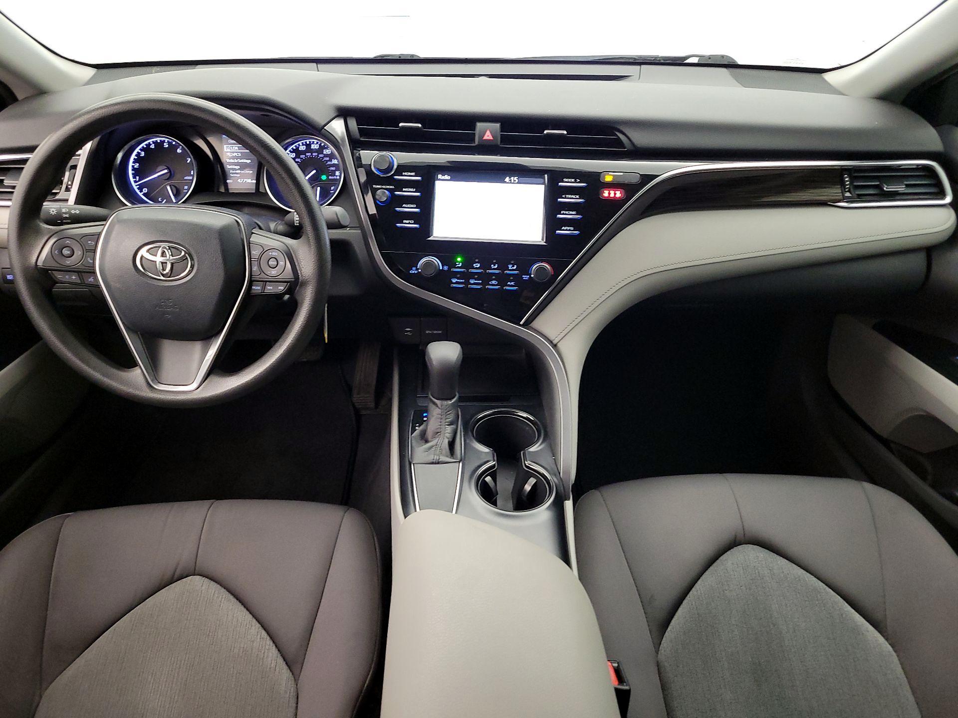 Thumbnail: 2018 Toyota Camry - 9