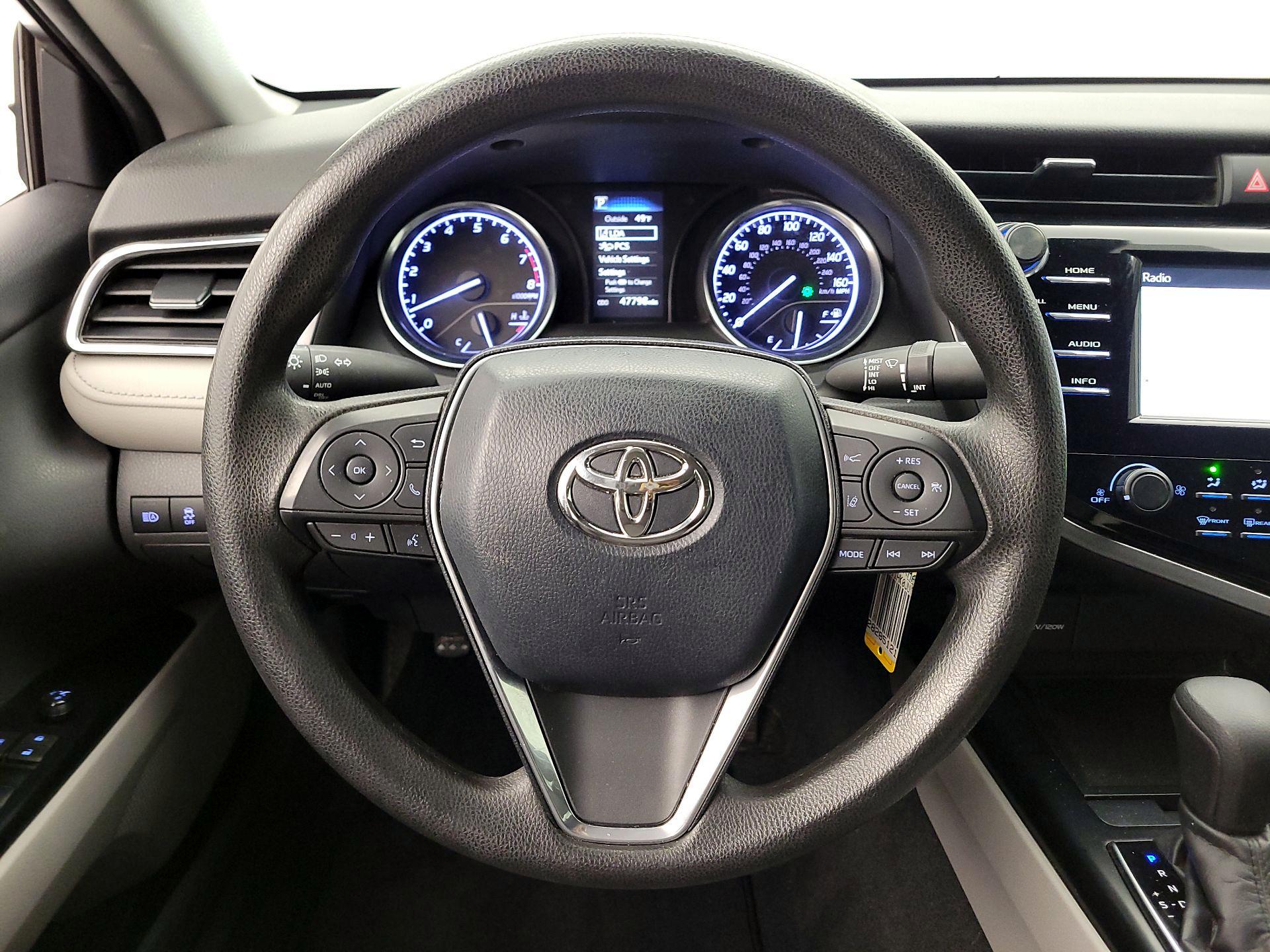 Thumbnail: 2018 Toyota Camry - 10