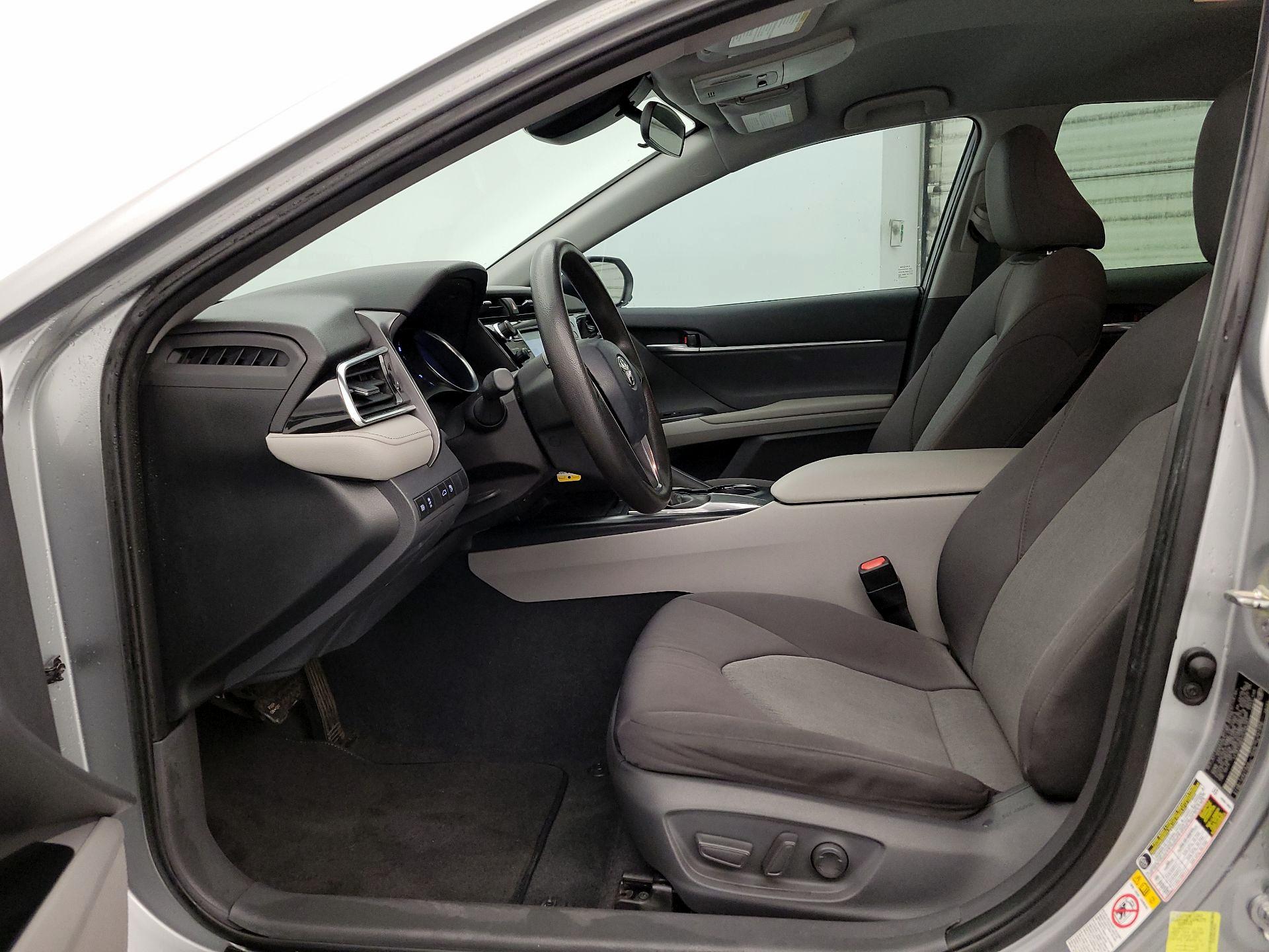 Thumbnail: 2018 Toyota Camry - 11