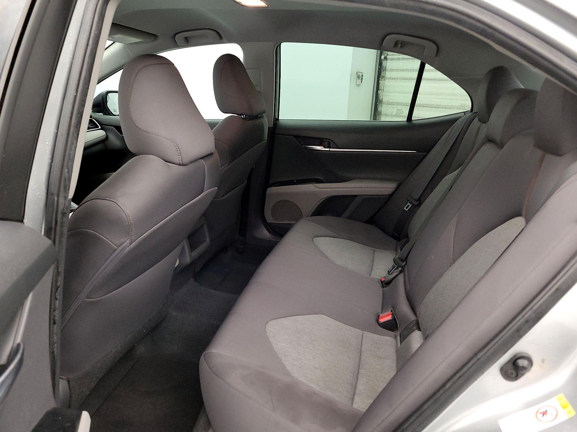 Thumbnail: 2018 Toyota Camry - 19