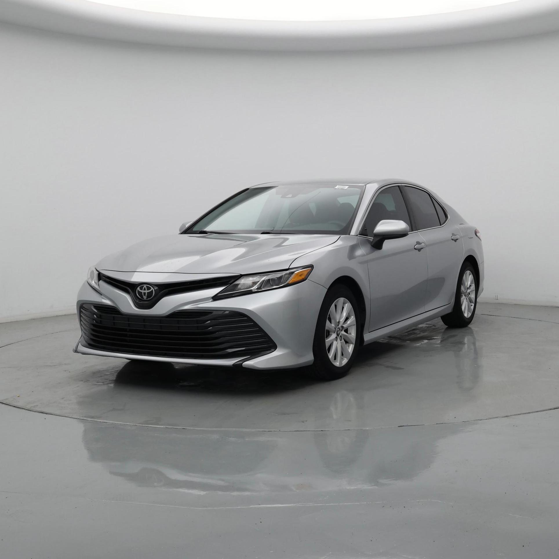 Thumbnail: 2018 Toyota Camry - 4