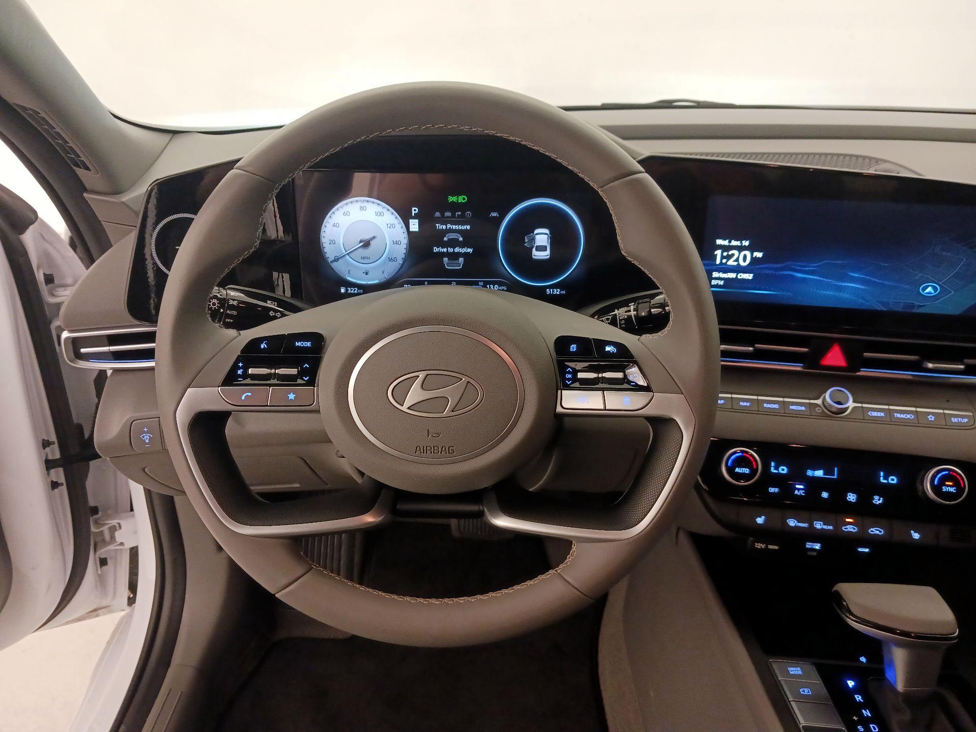 Thumbnail: 2025 Hyundai Elantra - 10