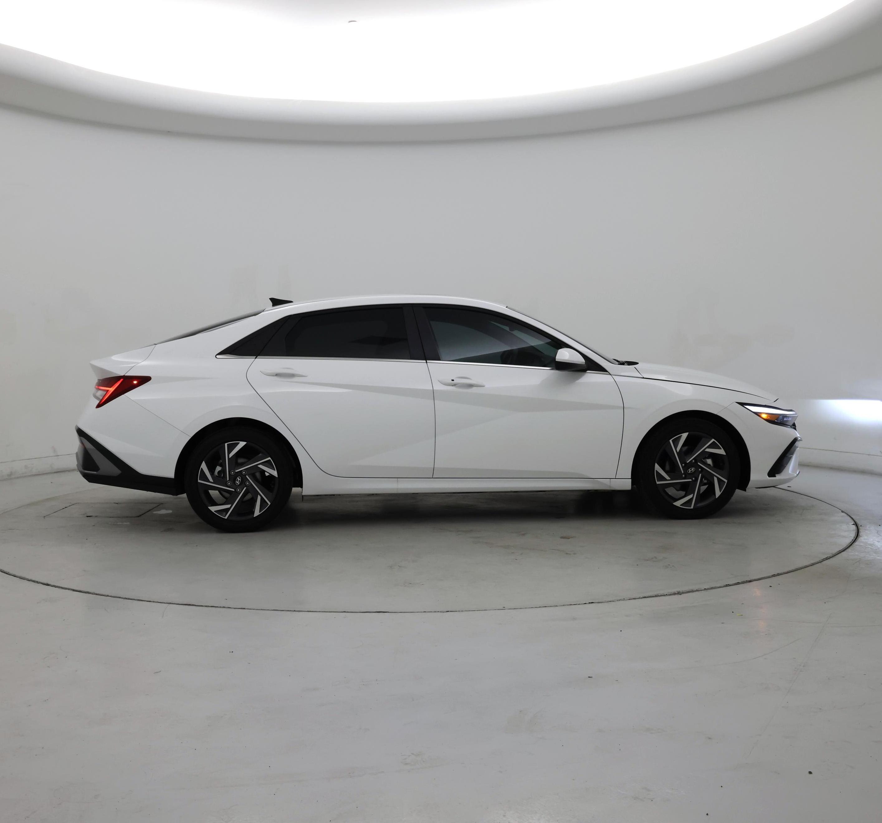 Thumbnail: 2025 Hyundai Elantra - 7