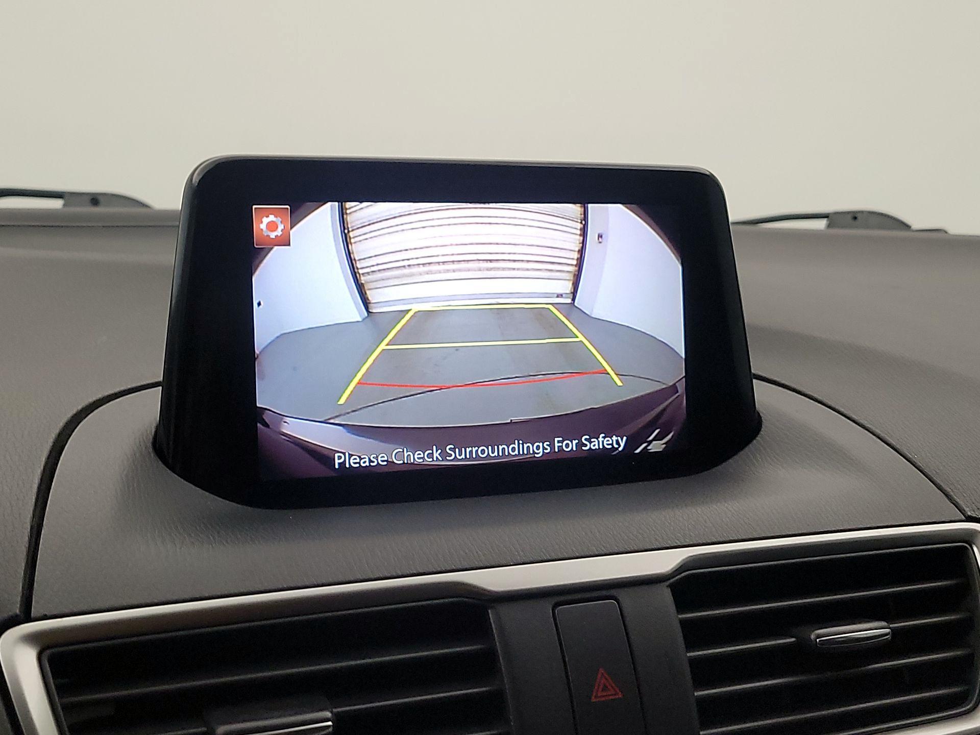 Thumbnail: 2017 Mazda Mazda3 - 15