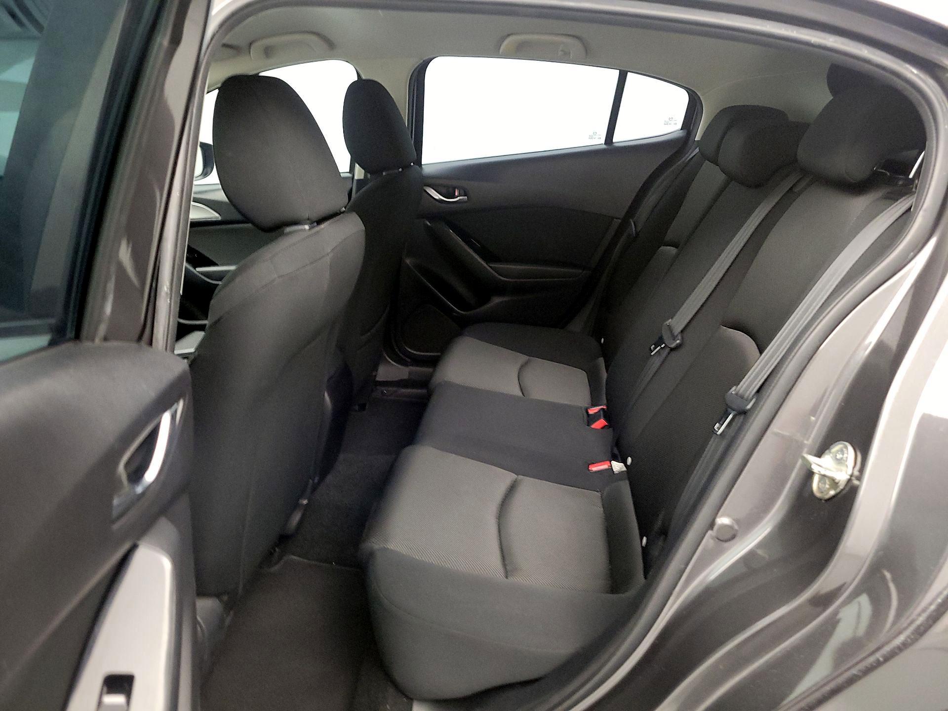 Thumbnail: 2017 Mazda Mazda3 - 20