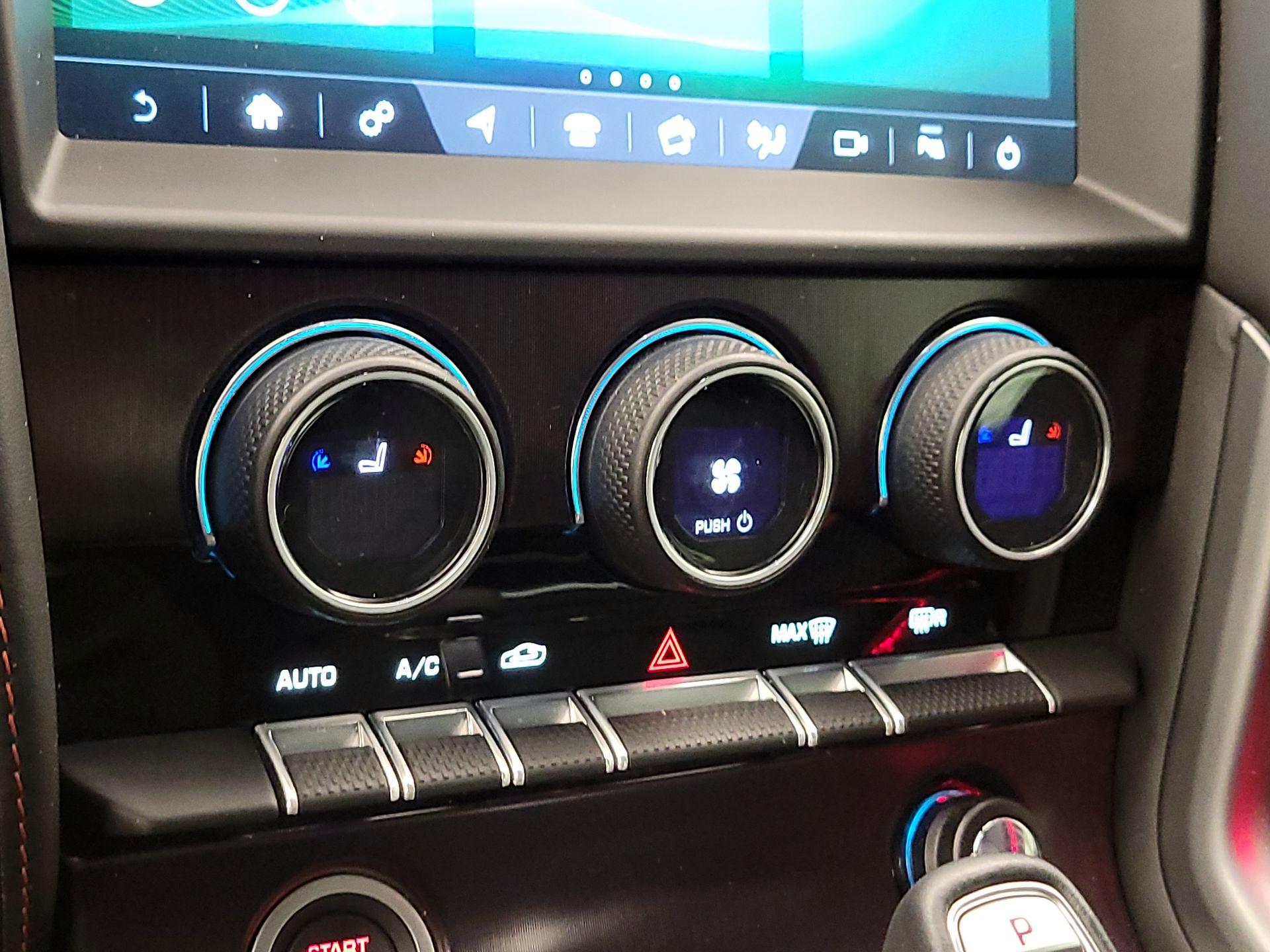 Thumbnail: 2020 Jaguar F-Type - 16