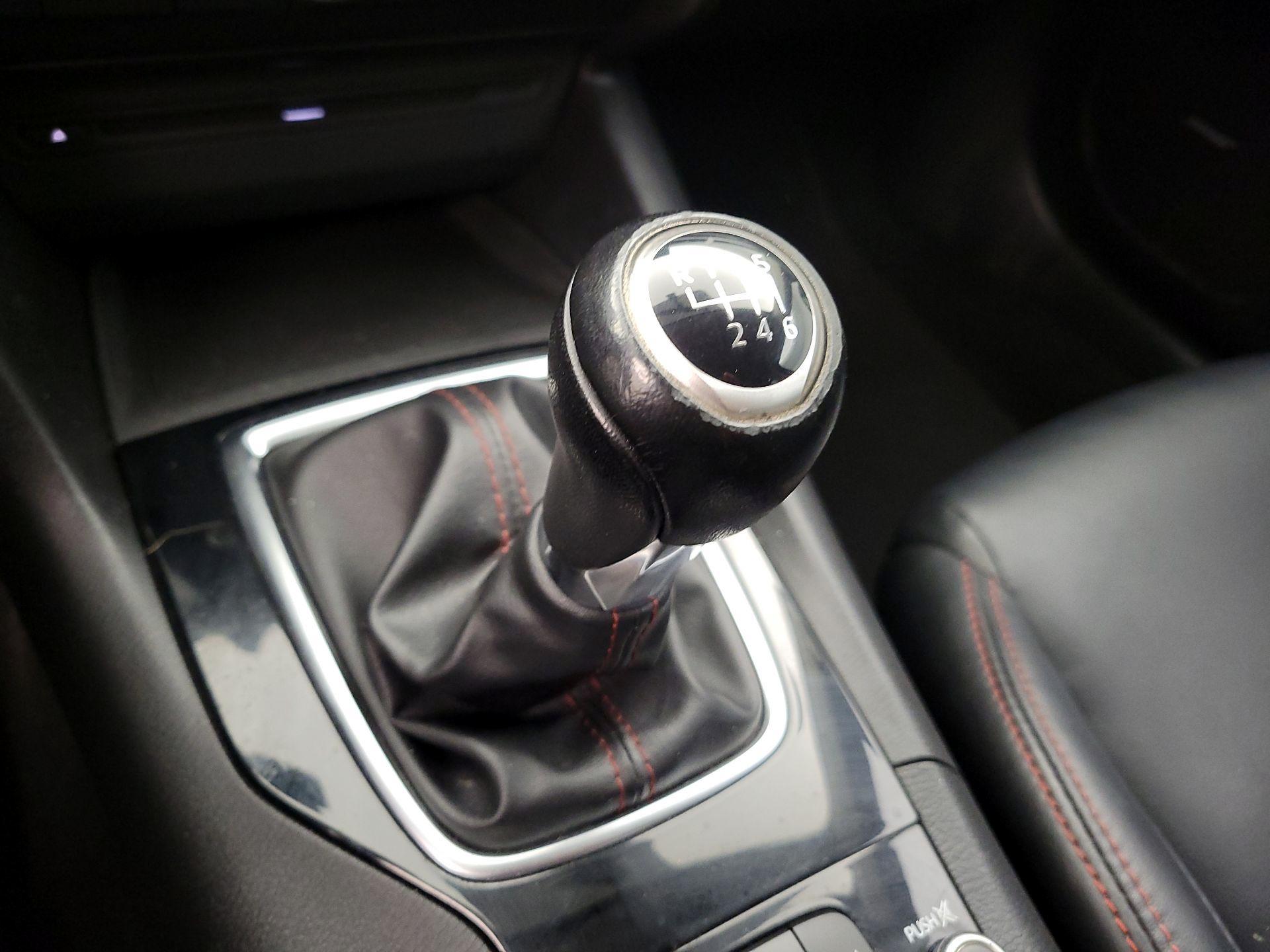 Thumbnail: 2015 Mazda Mazda3 - 18