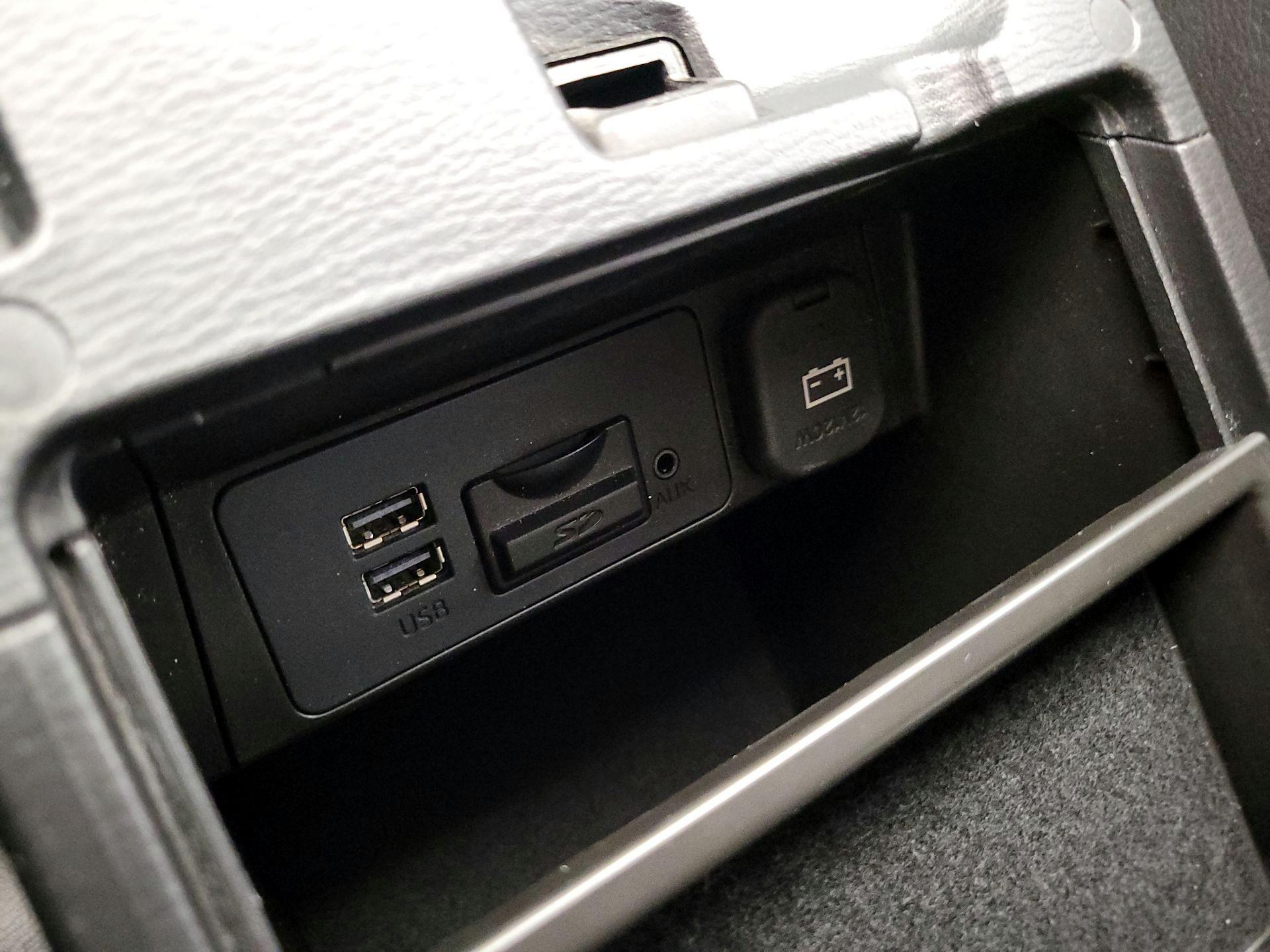 Thumbnail: 2015 Mazda Mazda3 - 19