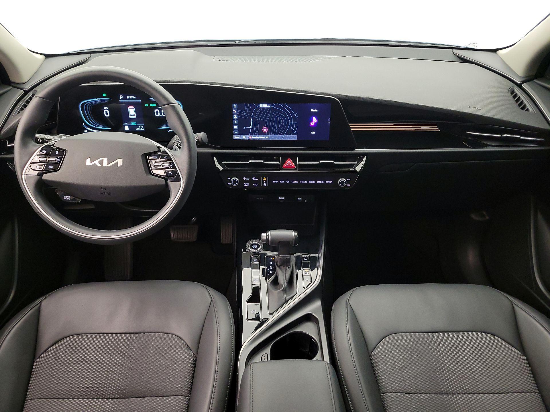 Thumbnail: 2023 Kia Niro - 9