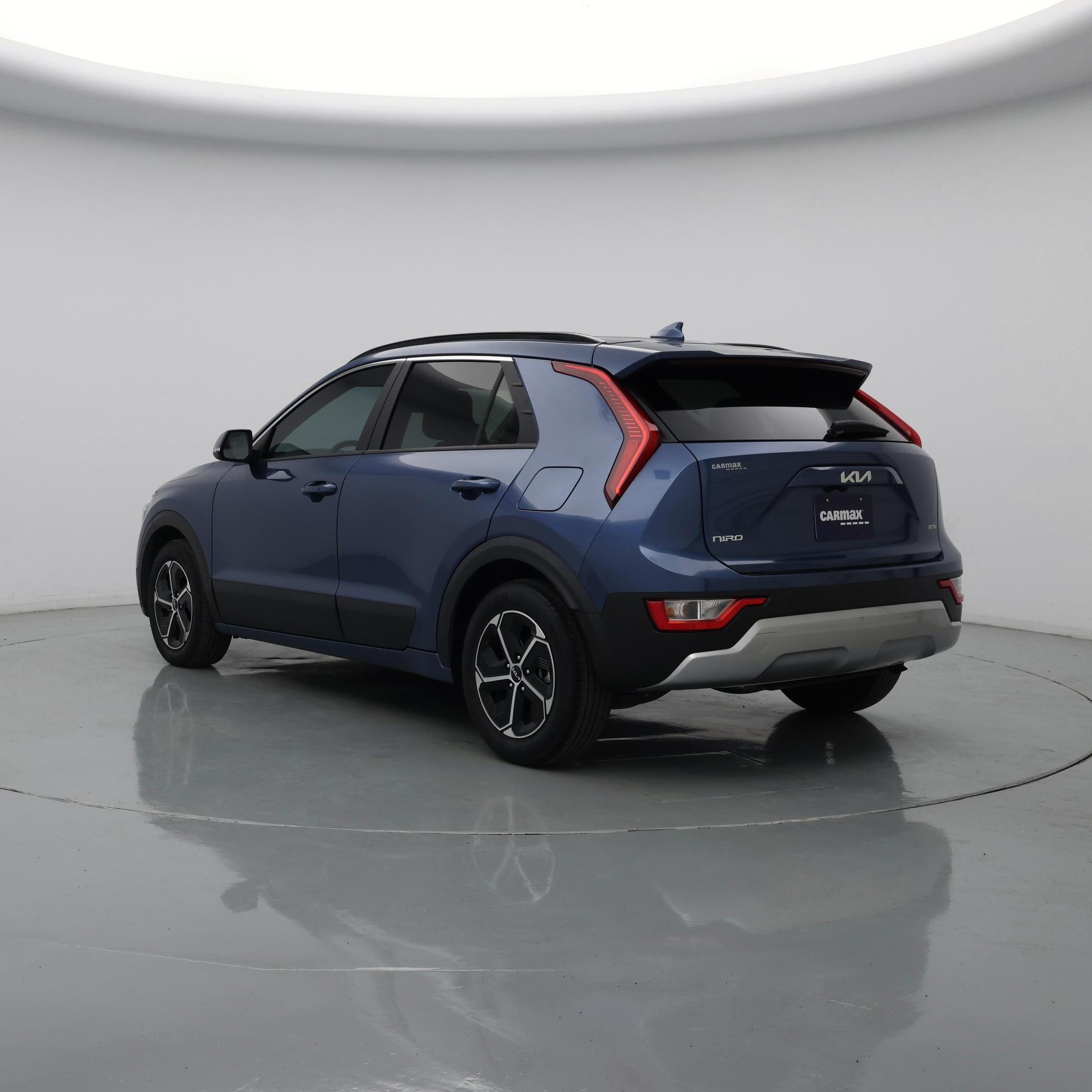 Thumbnail: 2023 Kia Niro - 2