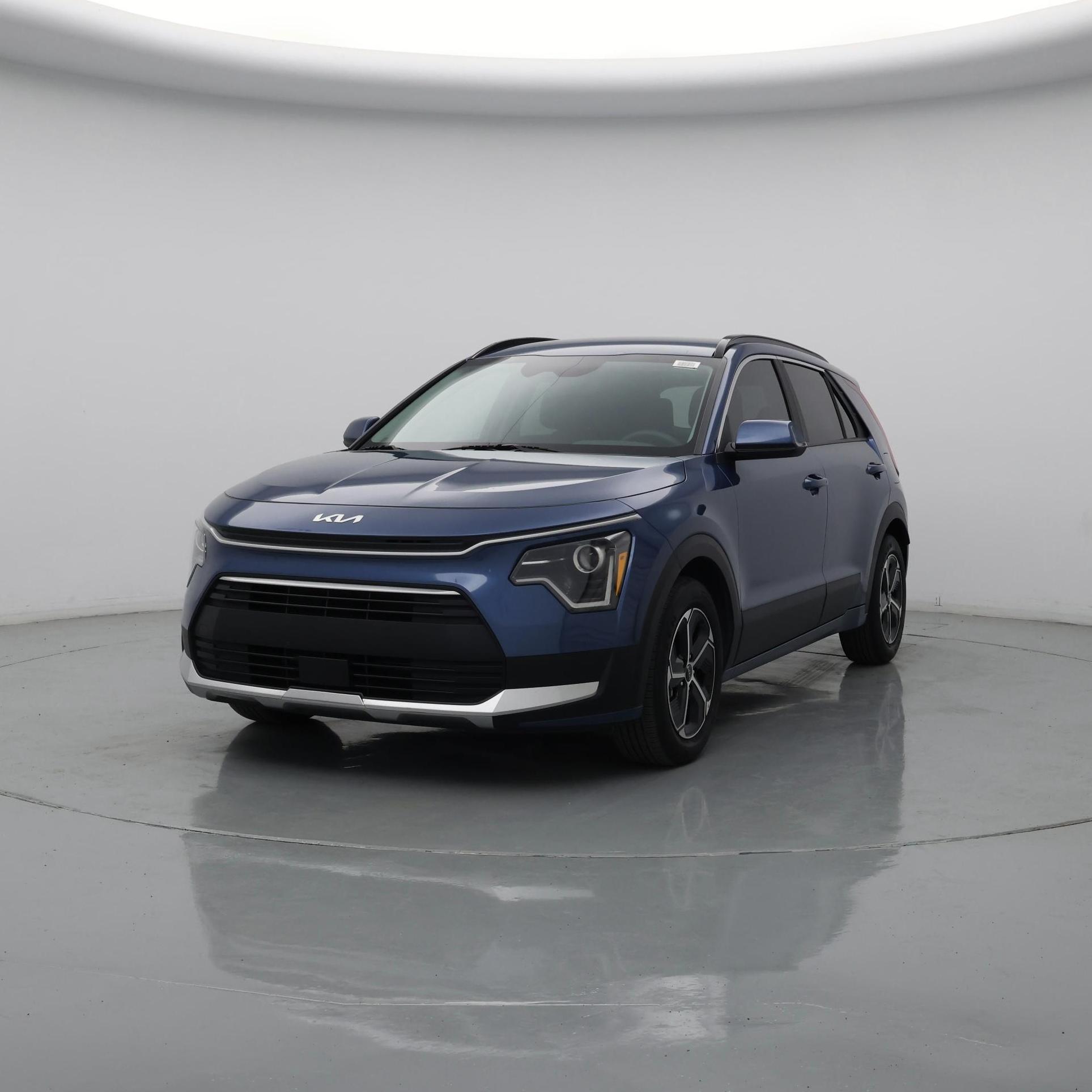 Thumbnail: 2023 Kia Niro - 4