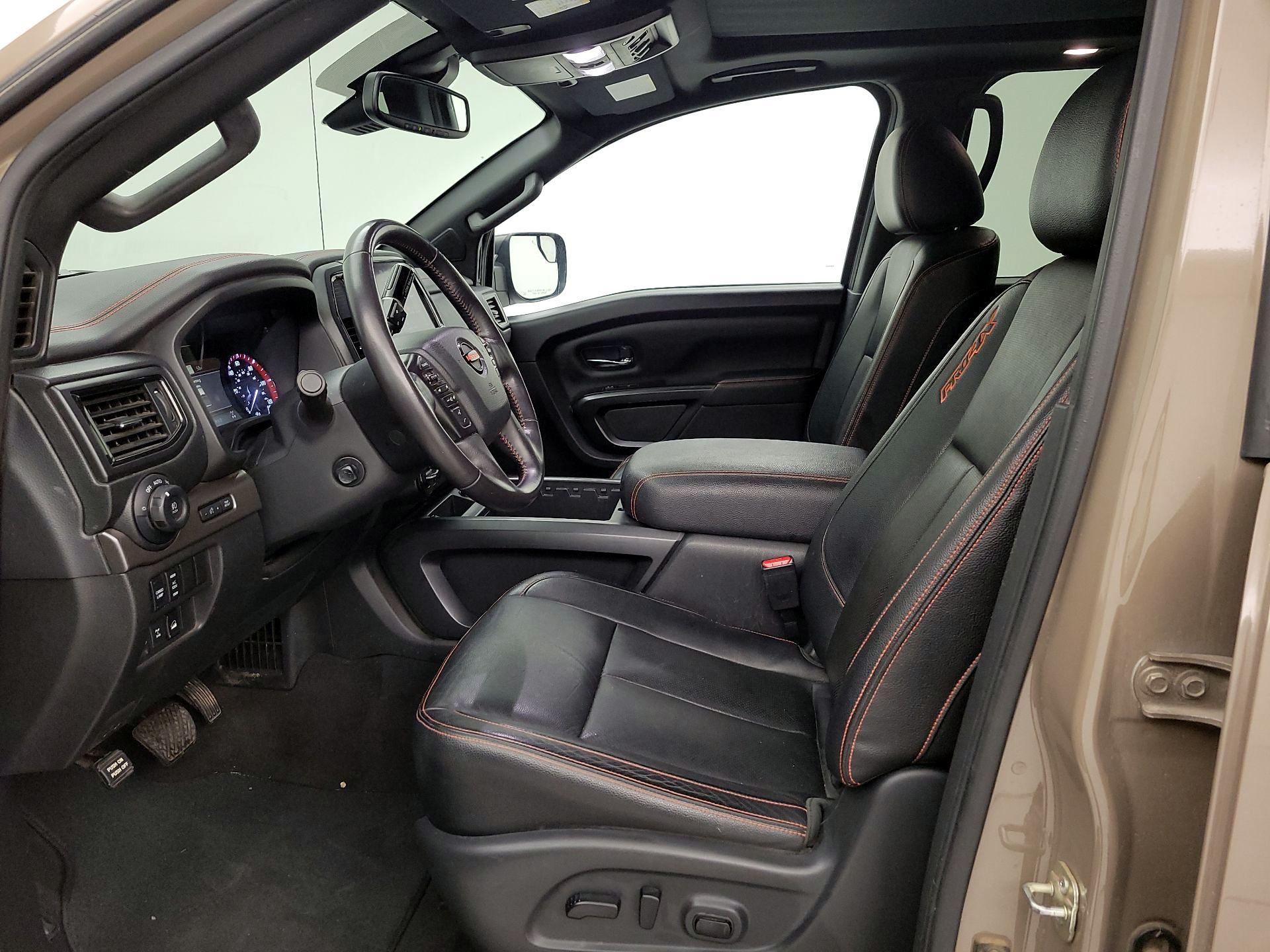 Thumbnail: 2020 Nissan Titan - 11