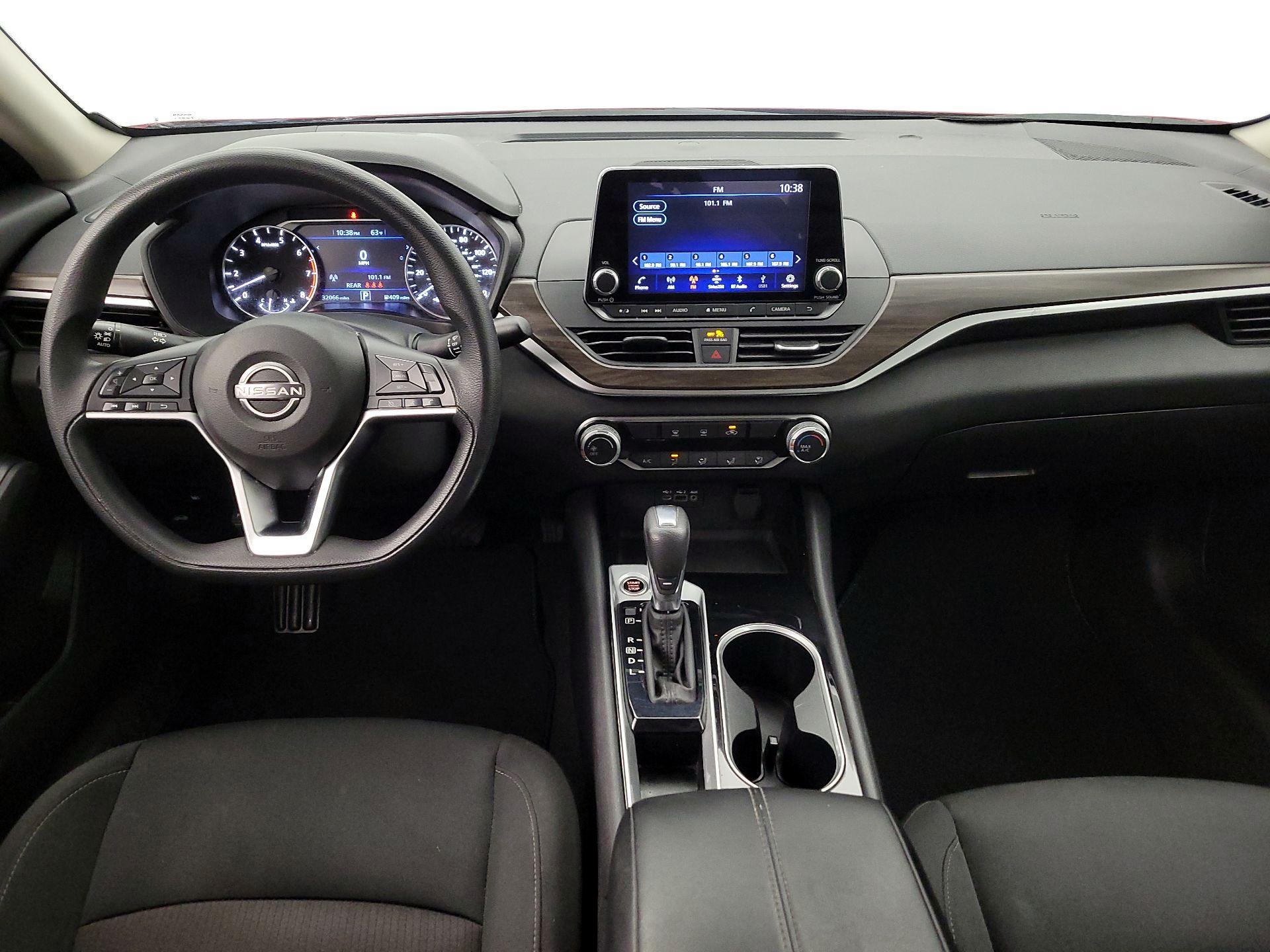 Thumbnail: 2024 Nissan Altima - 9