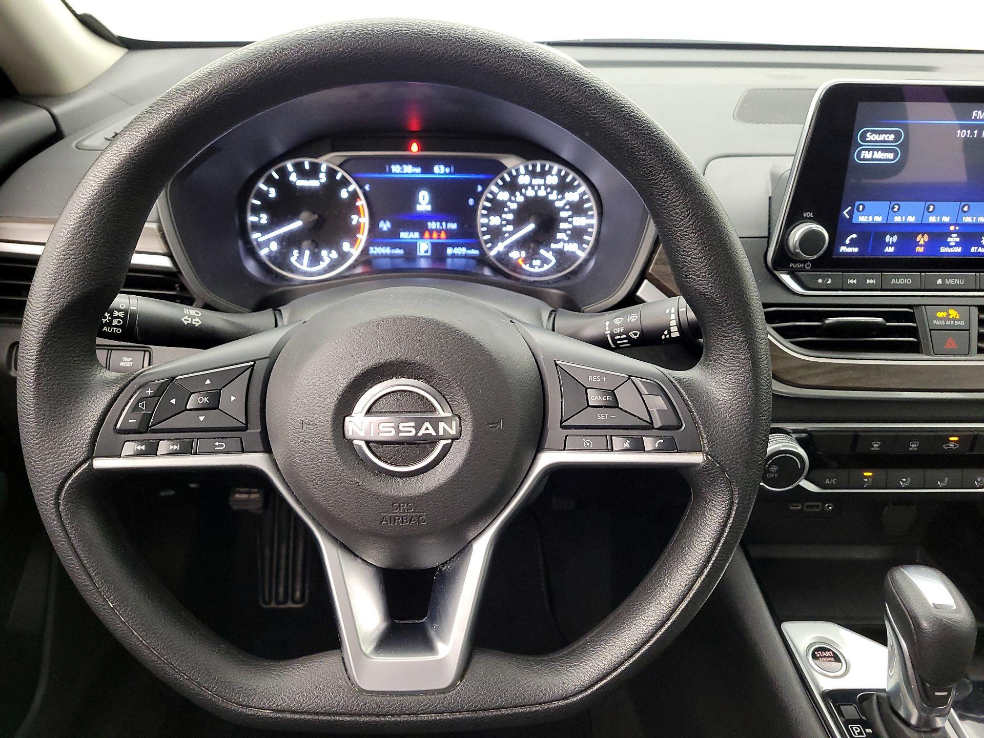 Thumbnail: 2024 Nissan Altima - 10