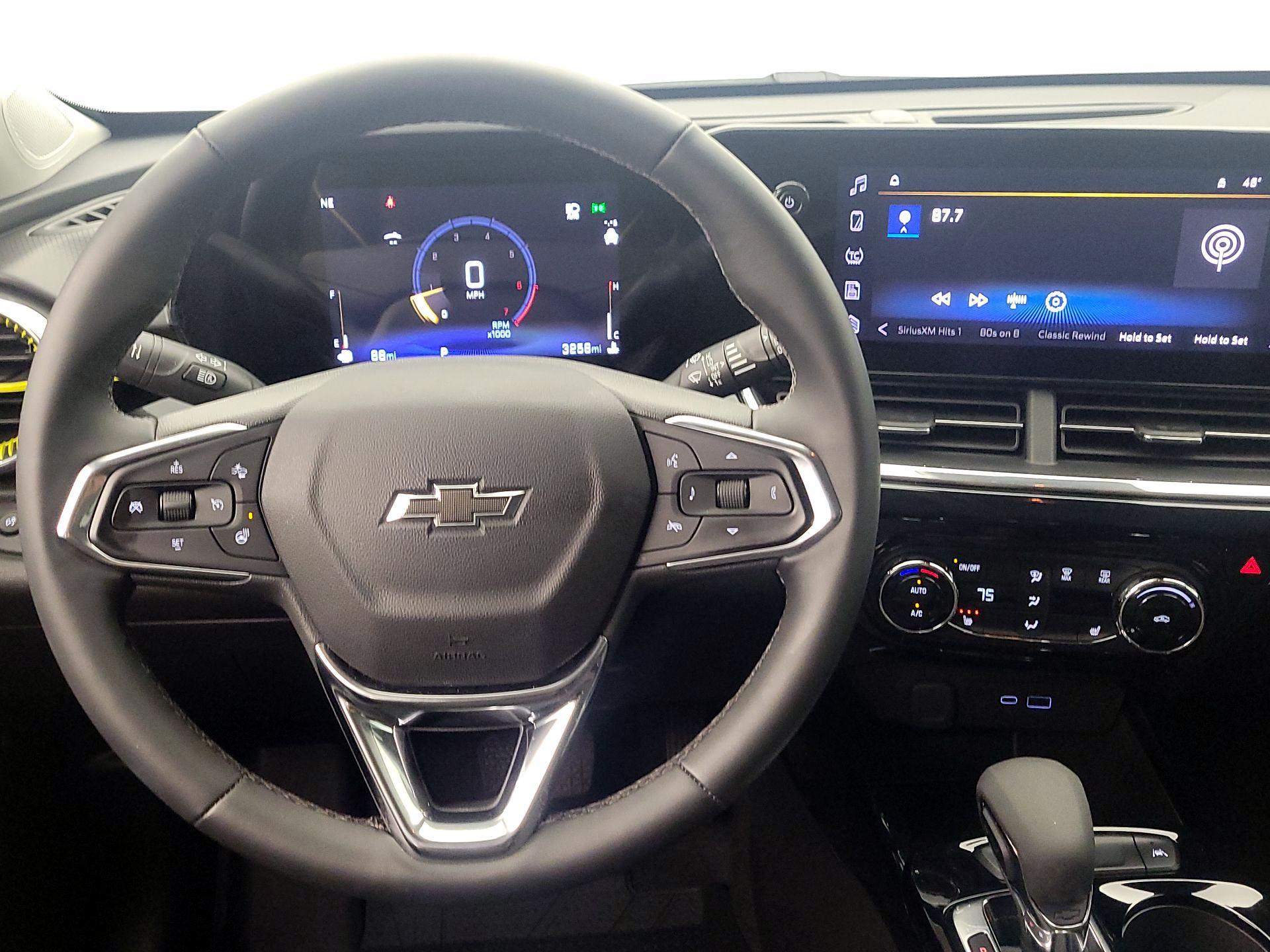 Thumbnail: 2026 Chevrolet Trax - 10