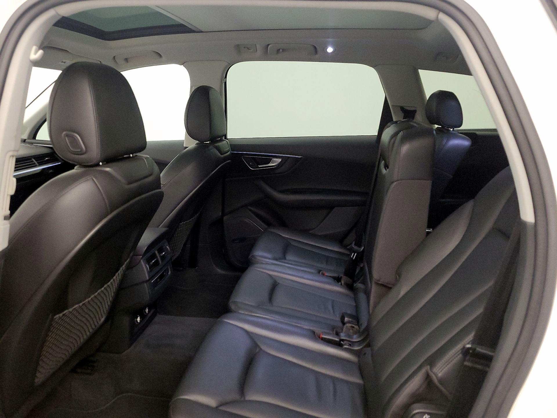 Thumbnail: 2019 Audi Q7 - 20