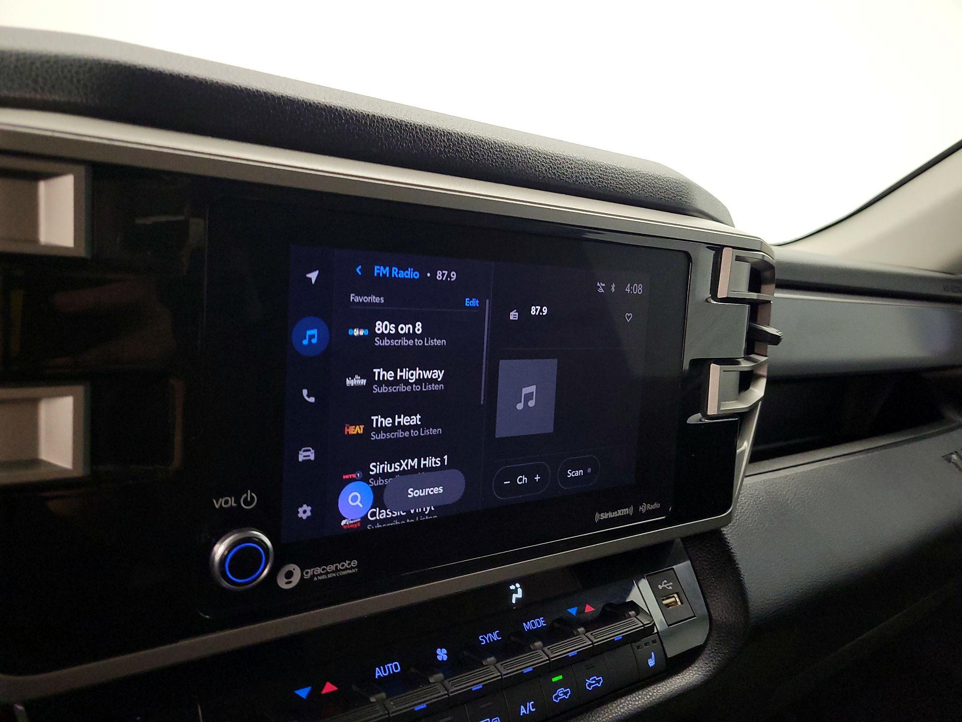 Thumbnail: 2023 Toyota Tundra - 15