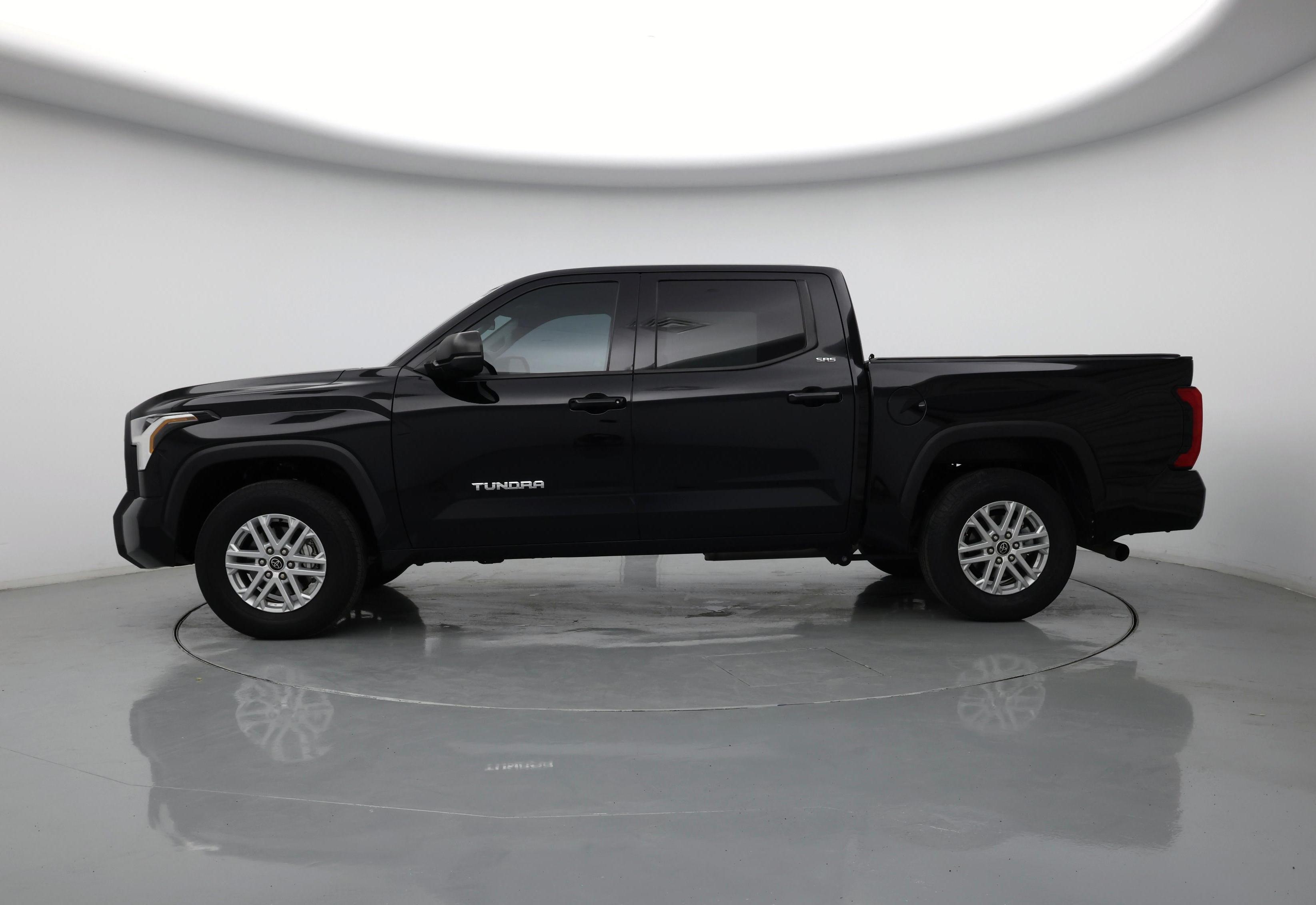 Thumbnail: 2023 Toyota Tundra - 3