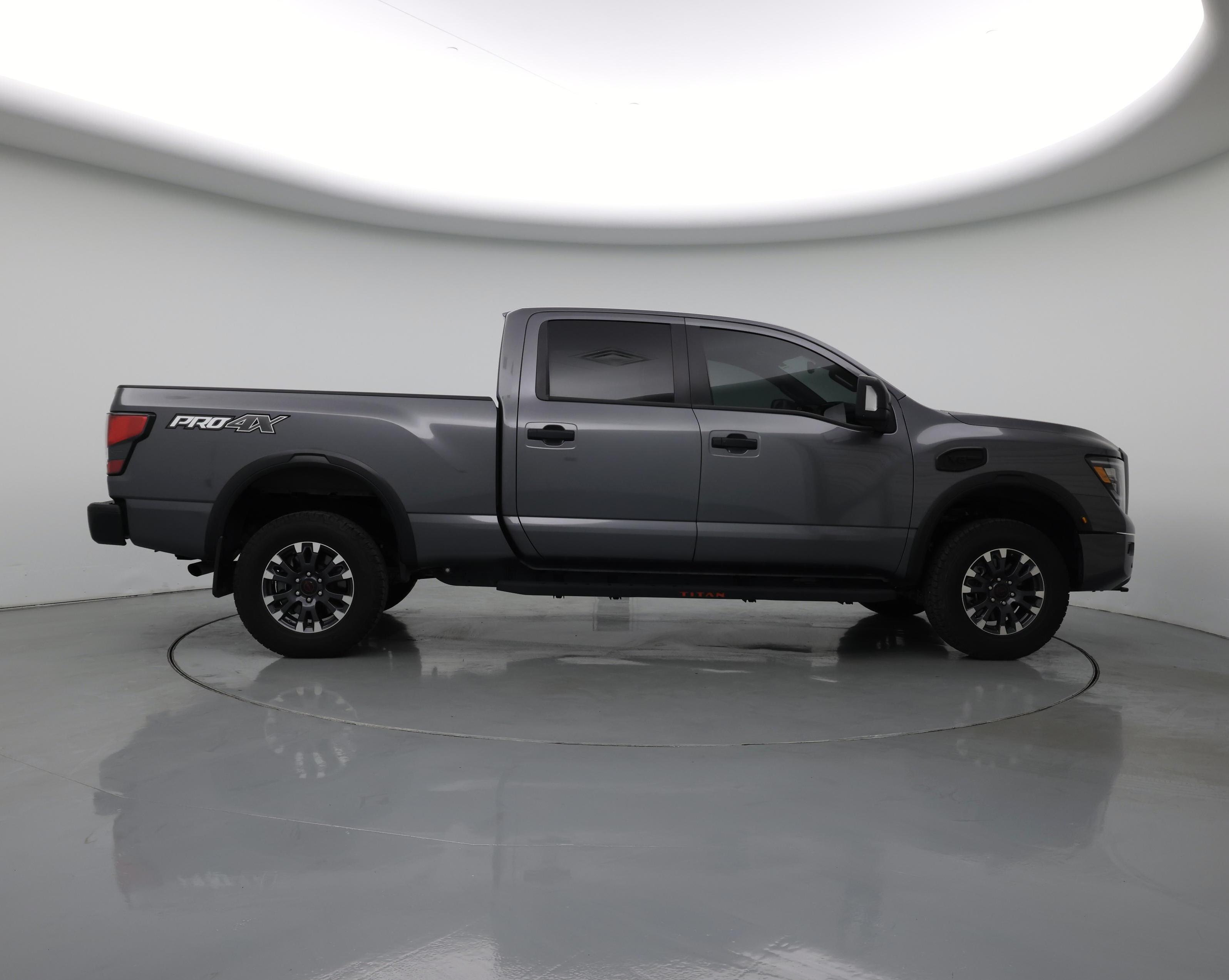 Thumbnail: 2023 Nissan Titan - 7