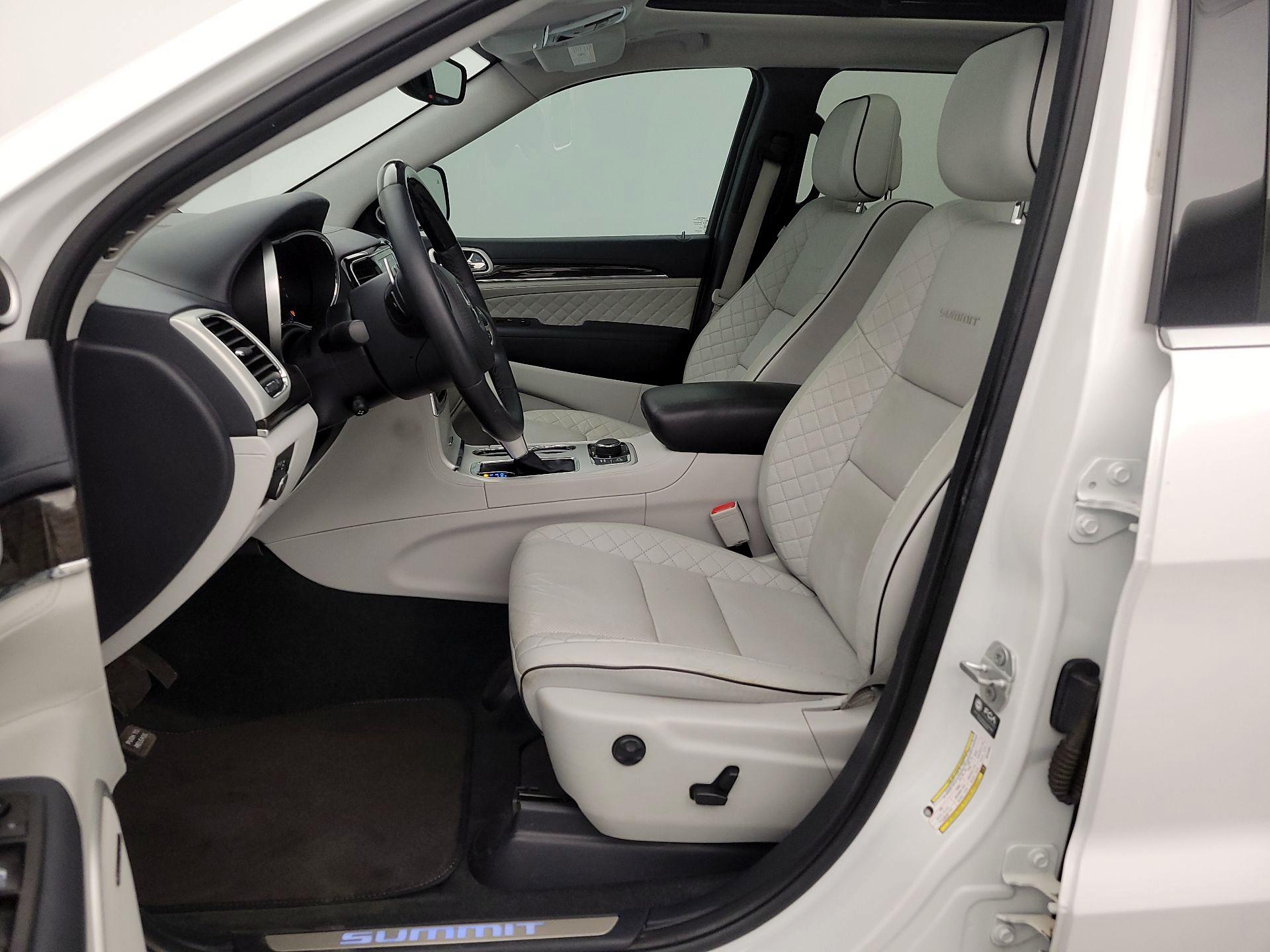 Thumbnail: 2021 Jeep Grand Cherokee - 11