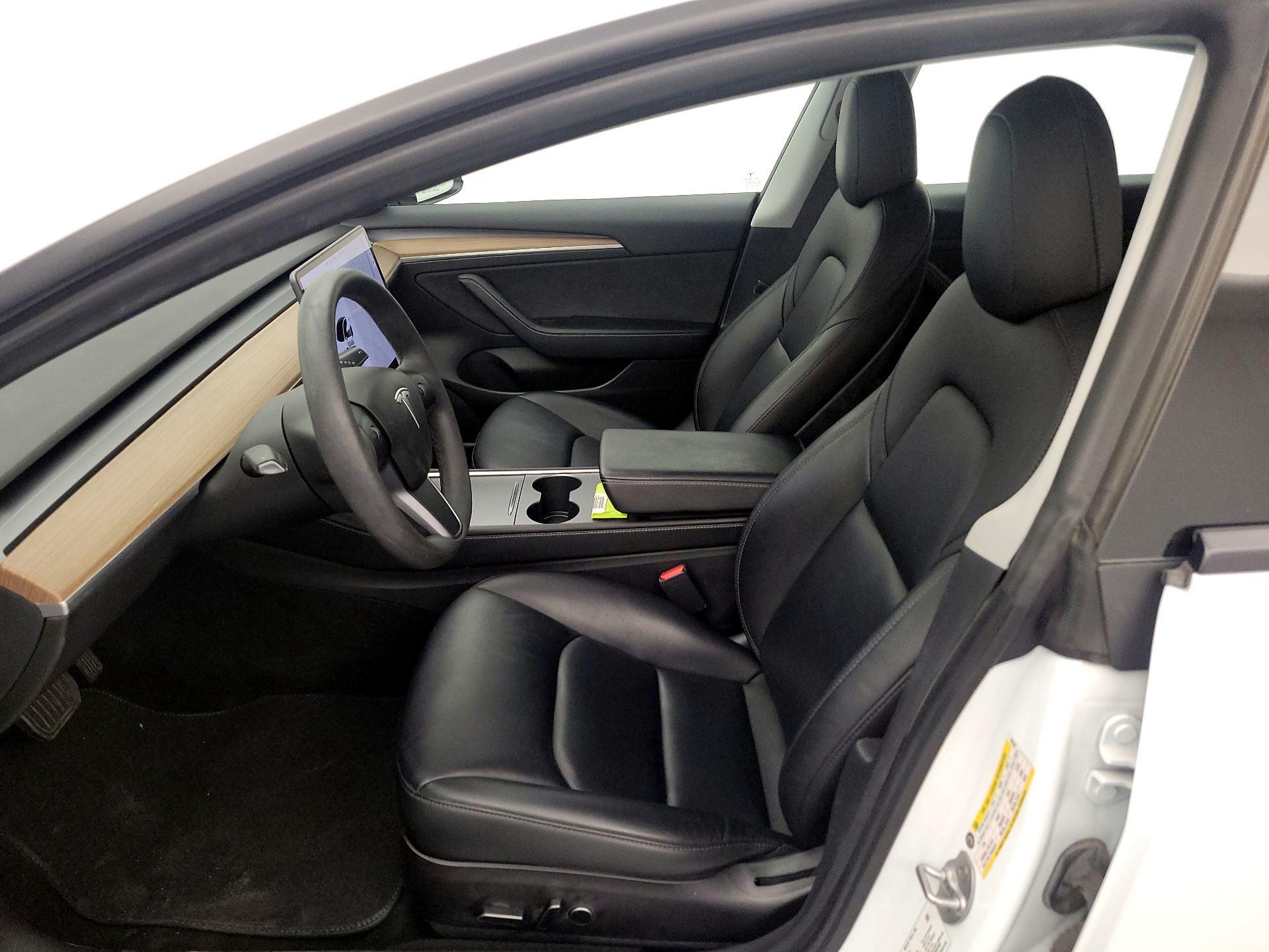 Thumbnail: 2021 Tesla Model 3 - 11