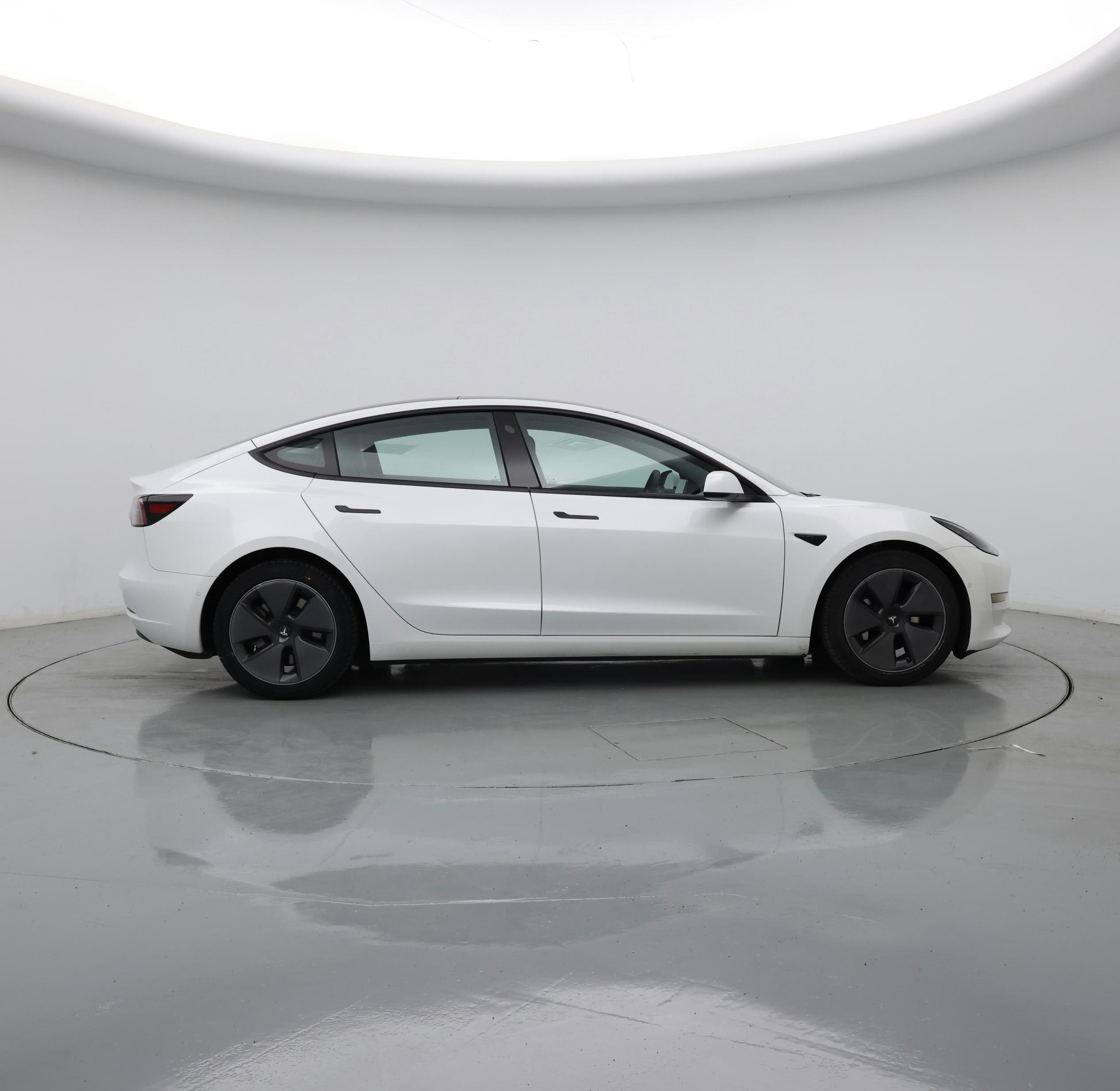 Thumbnail: 2021 Tesla Model 3 - 7
