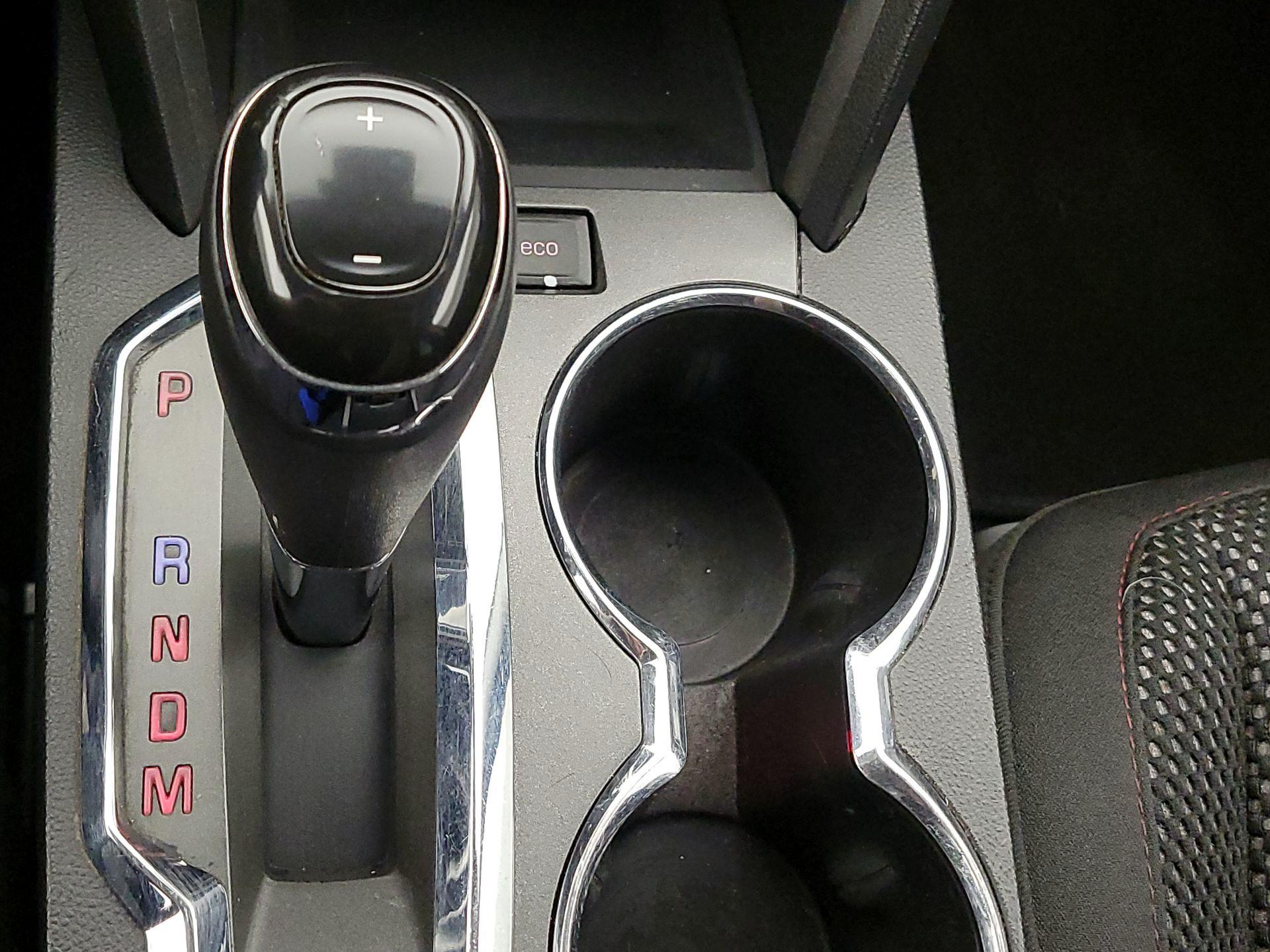 Thumbnail: 2016 GMC Terrain - 16