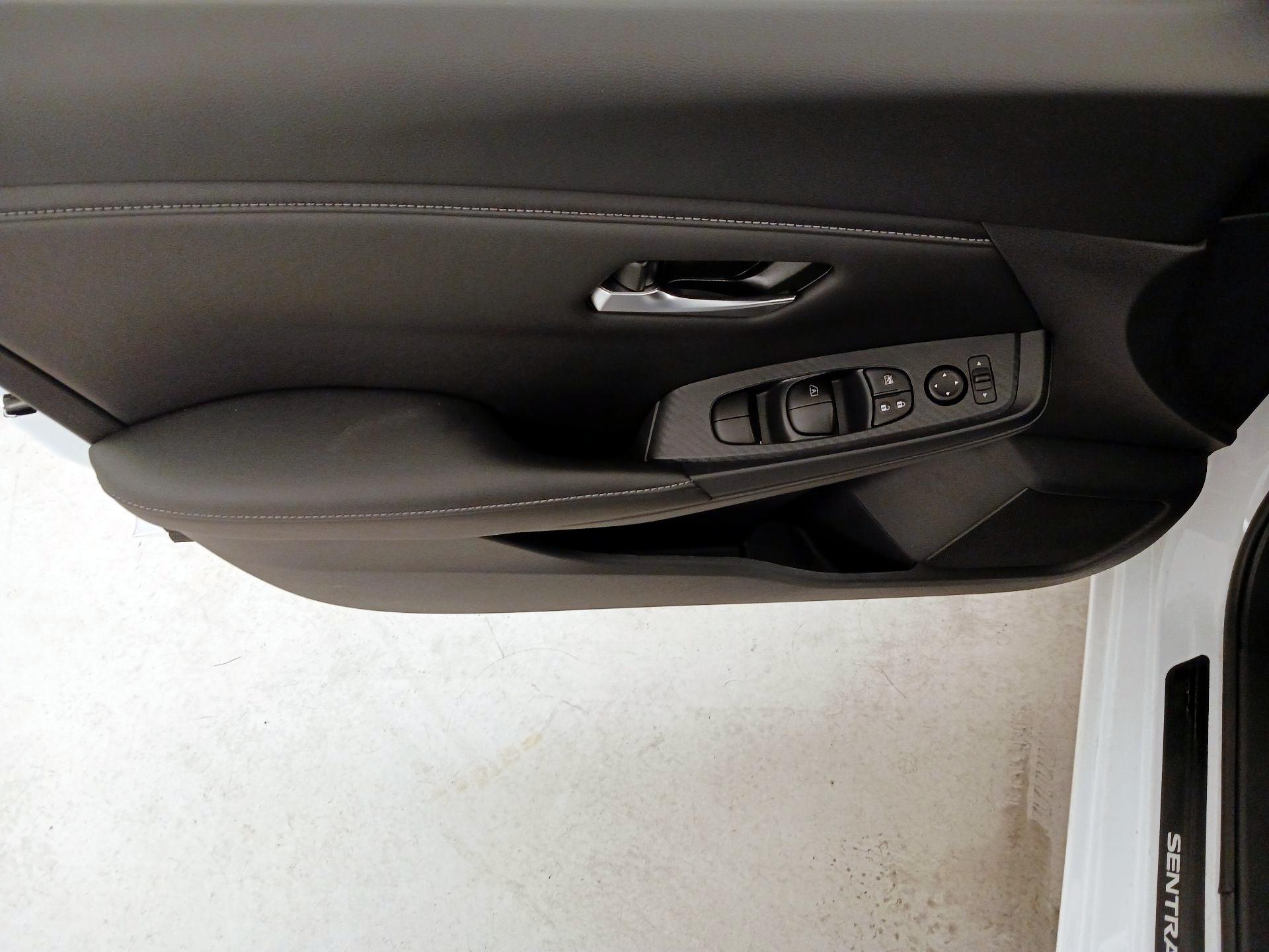 Thumbnail: 2025 Nissan Sentra - 12