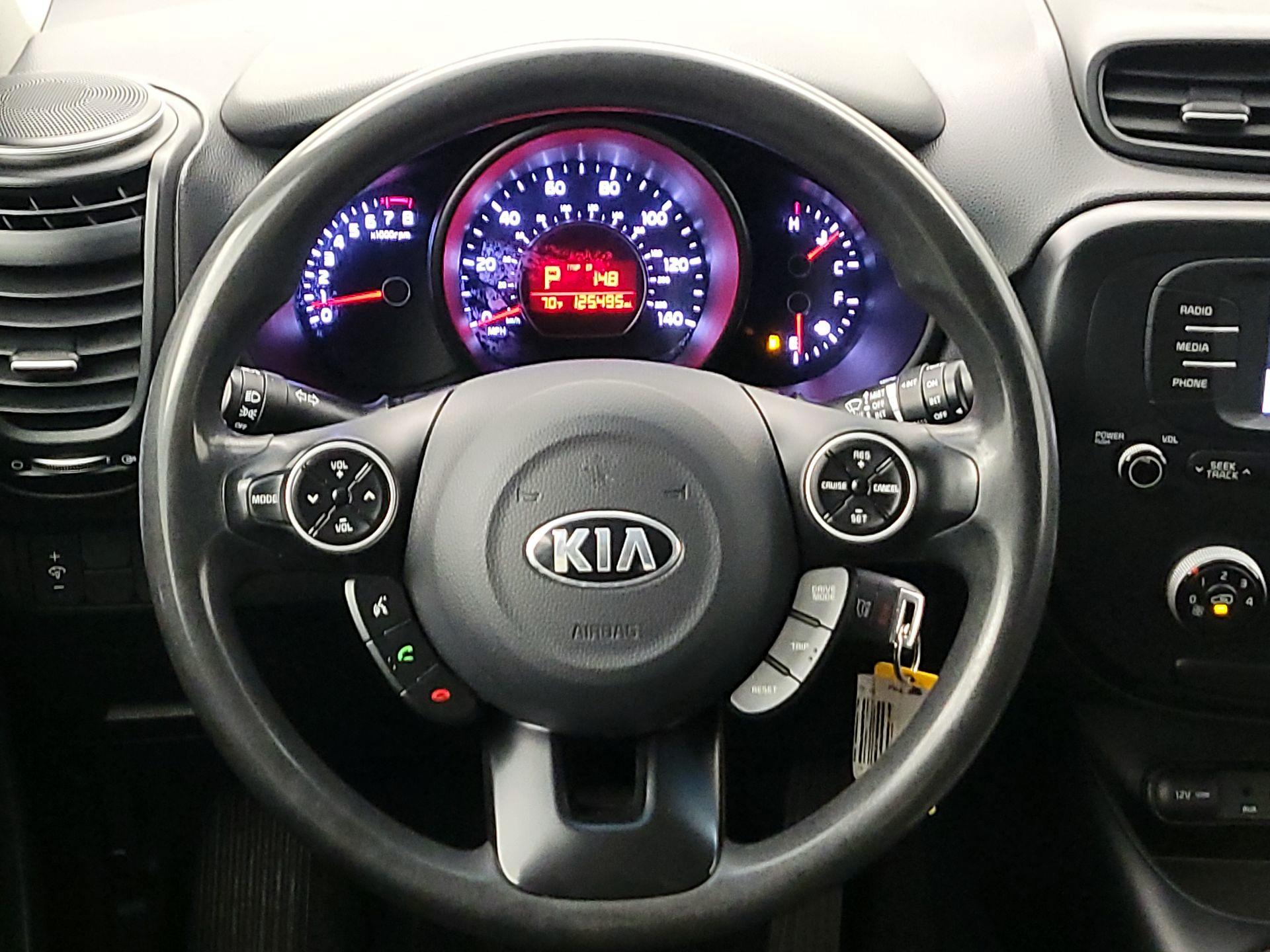 Thumbnail: 2018 Kia Soul - 10