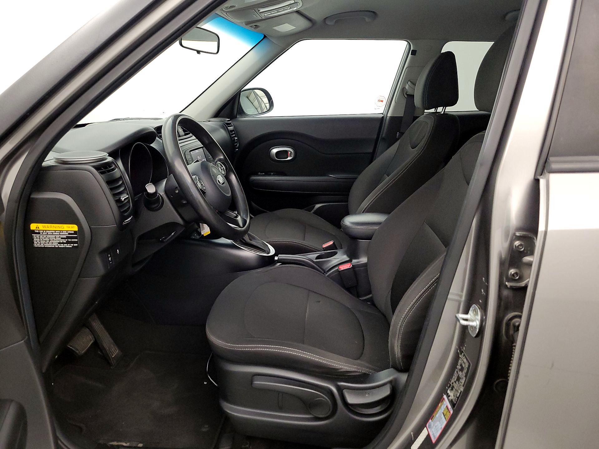 Thumbnail: 2018 Kia Soul - 11