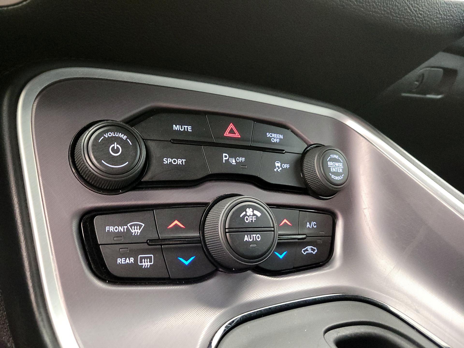 Thumbnail: 2022 Dodge Challenger - 16