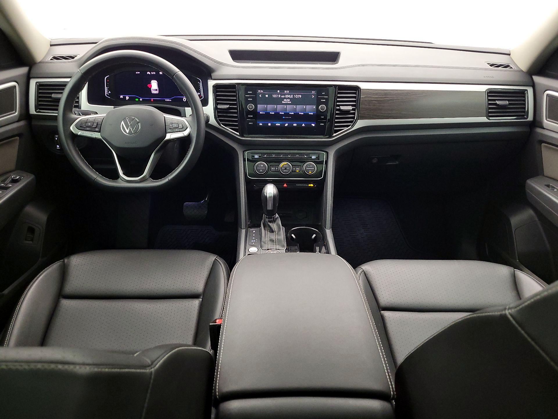 Thumbnail: 2023 Volkswagen Atlas - 9